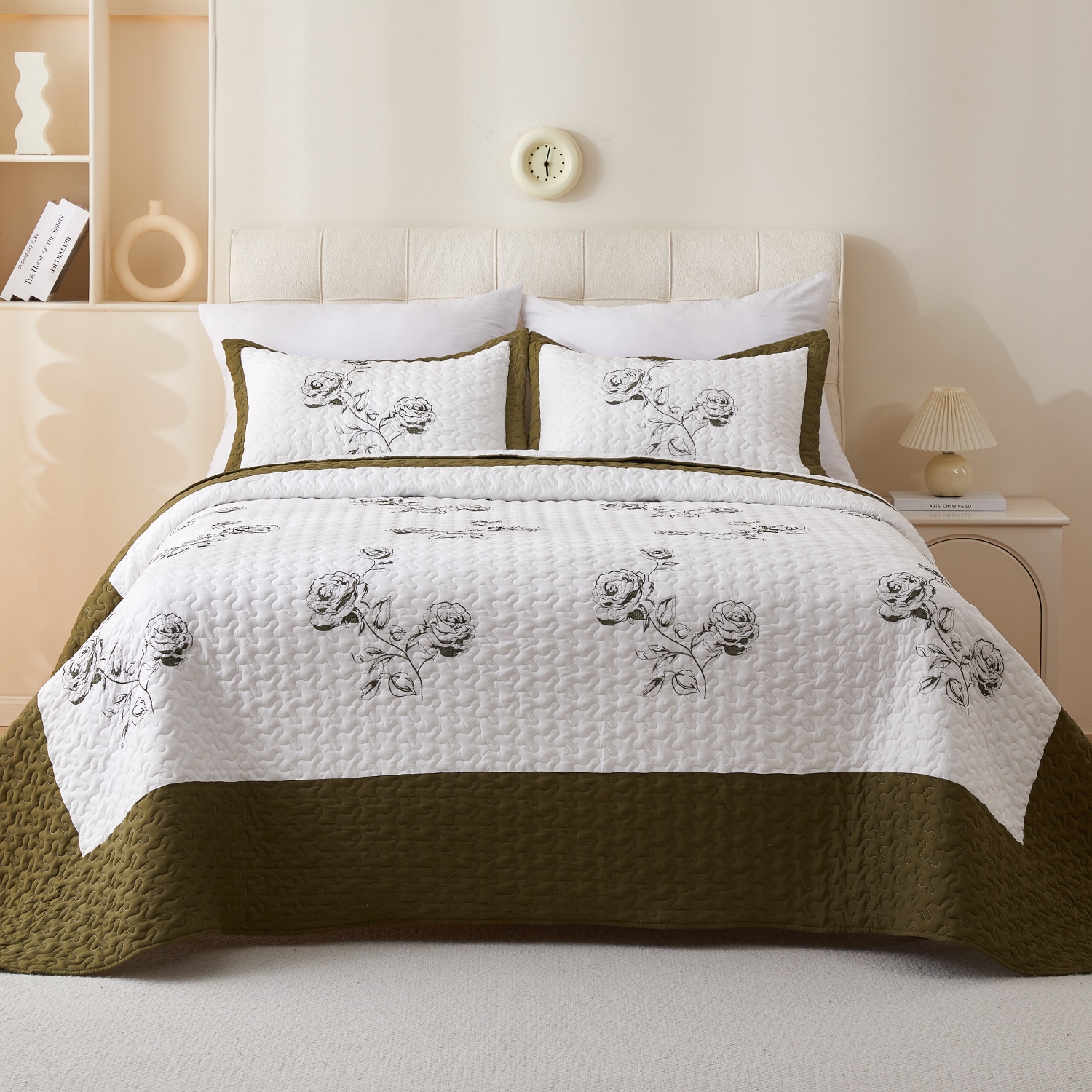 Luupatchy Brown Floral Embroidered Polyester Quilt Set 3 Piece Reversible Bedspread with Pillow Shams Queen