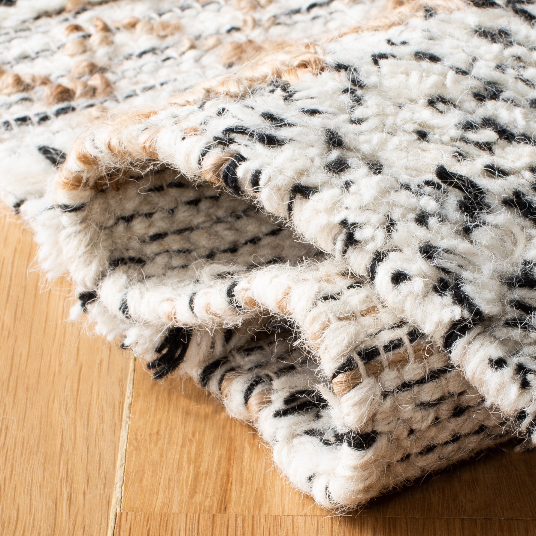 Safavieh NAT720Z-4 rugs - View #7