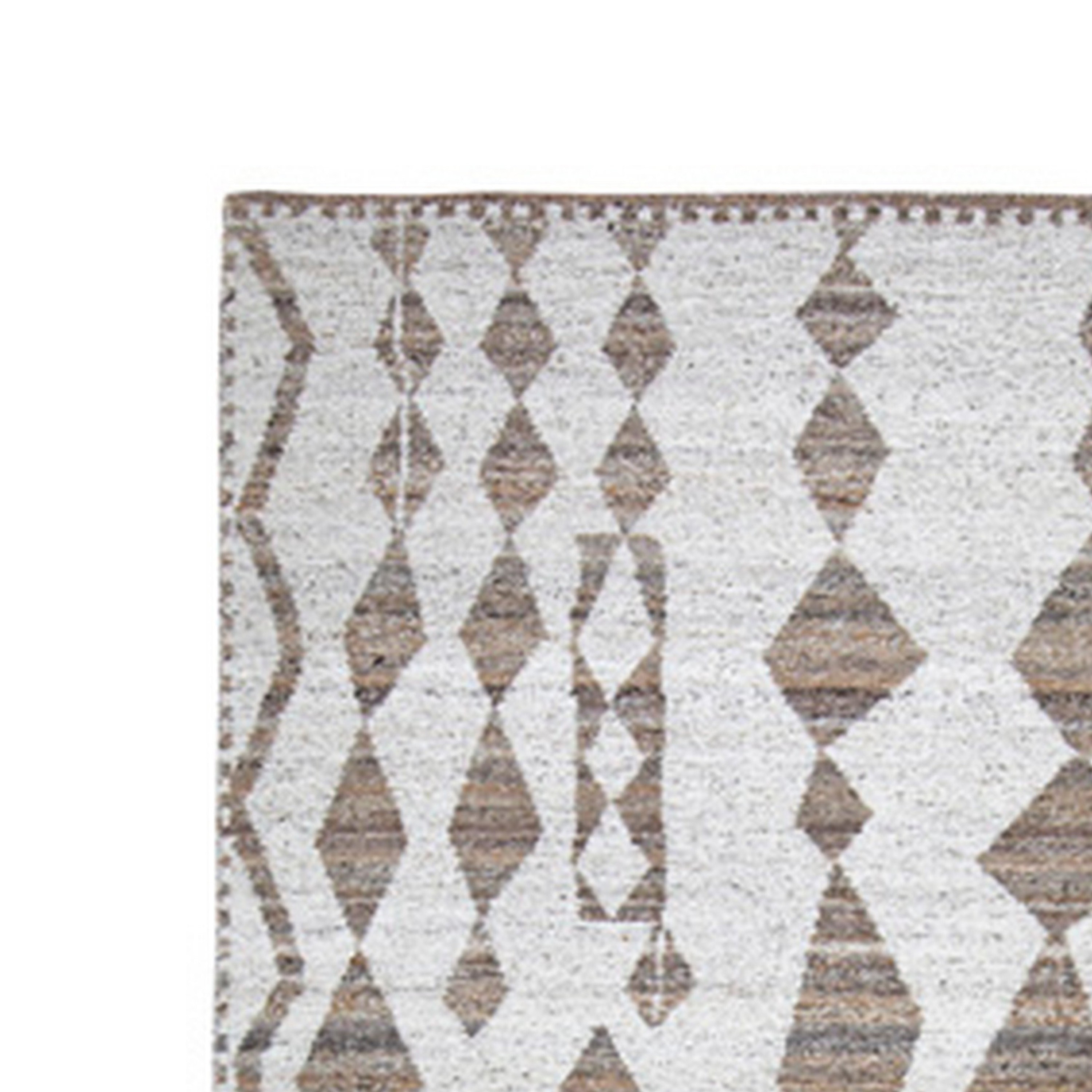 Benzara BM318351 rugs - View #2