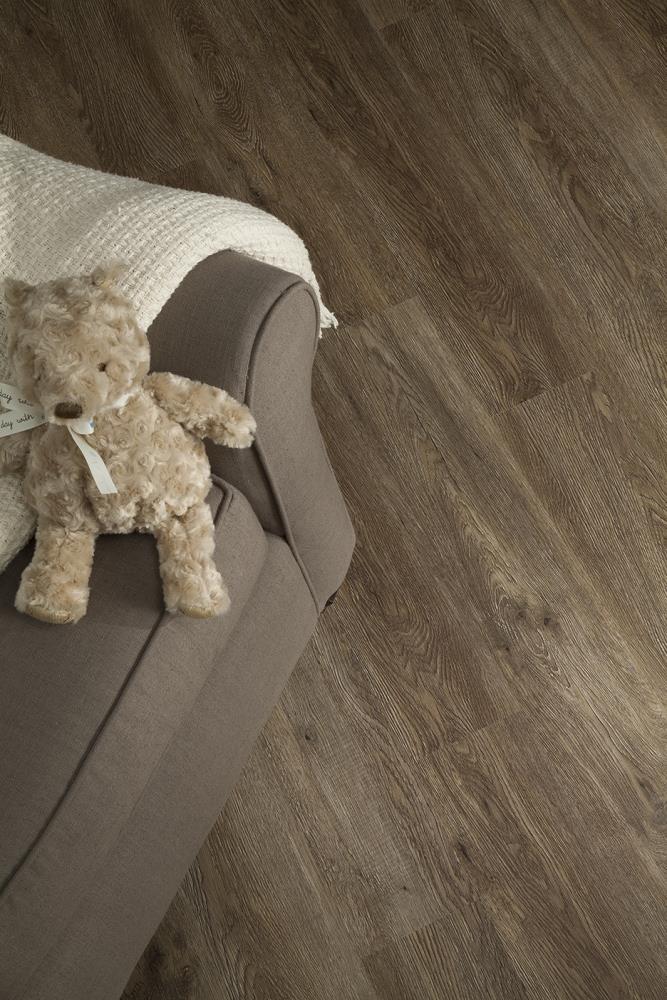 STAINMASTER Burnished Oak- Fawn 12-mil x 6-in W x 48-in L Interlocking  Luxury Vinyl Plank Flooring at