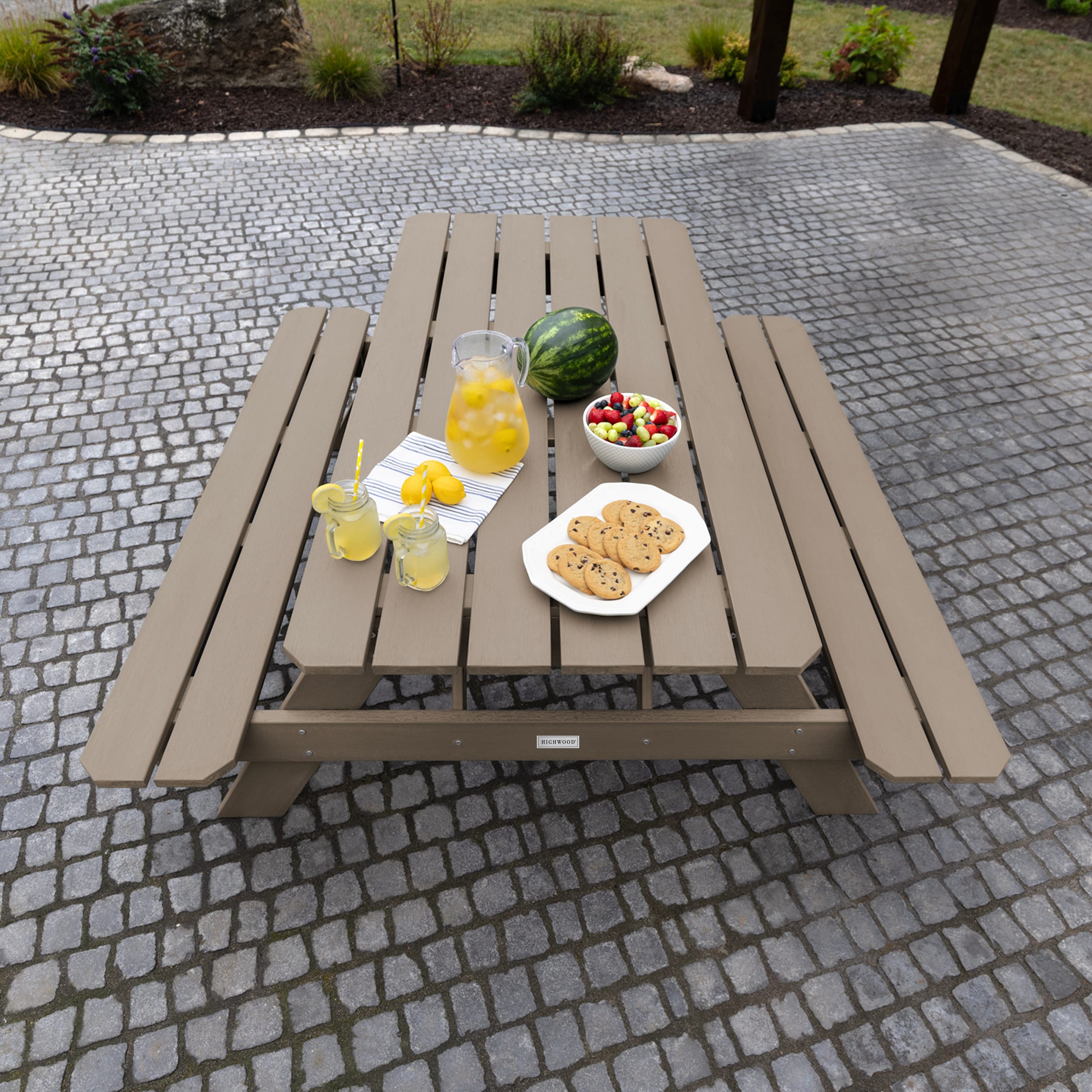 highwood AD-TBL-HI02-WBR Picnic-Tables - View #7