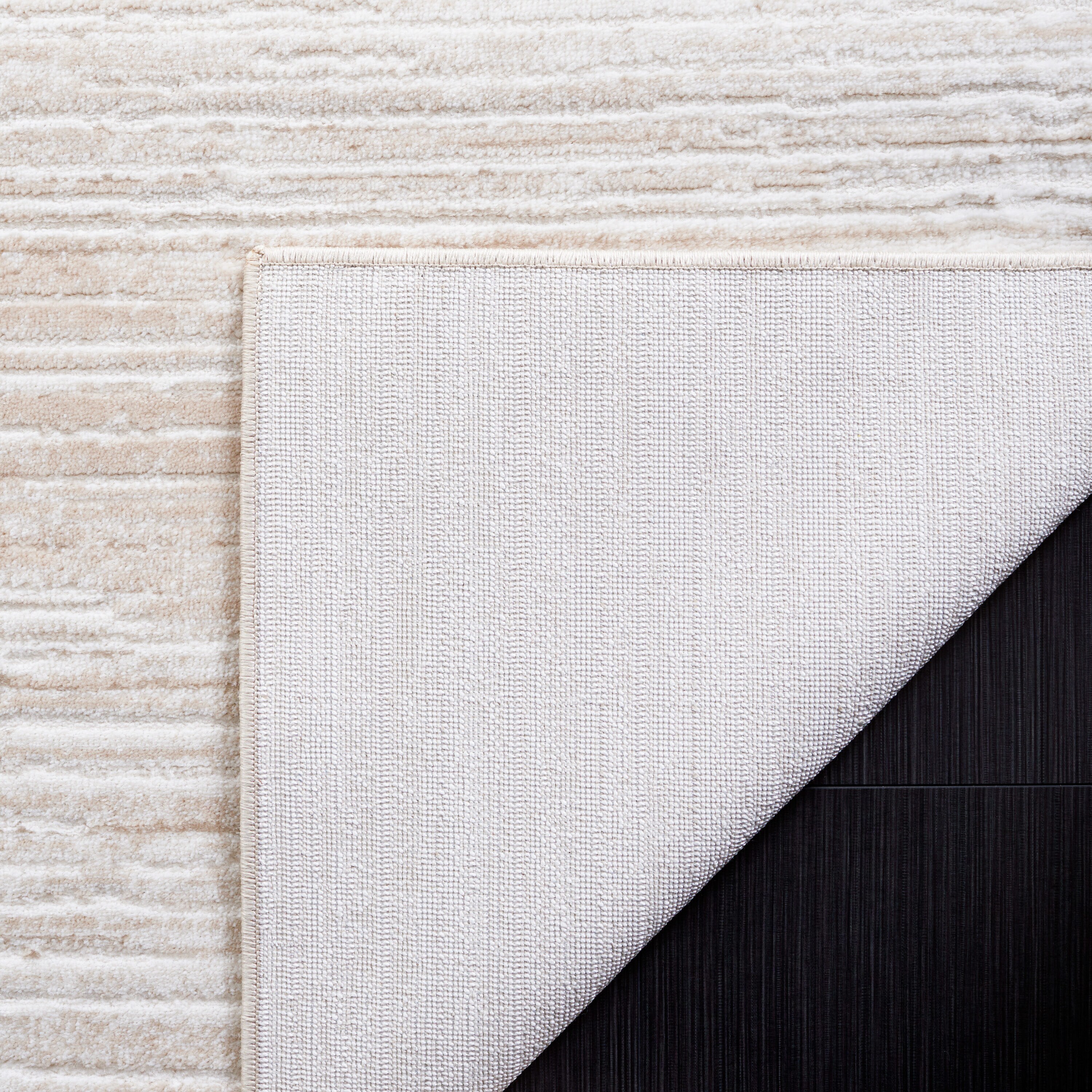 Safavieh HAN102B-7SQ rugs - View #3