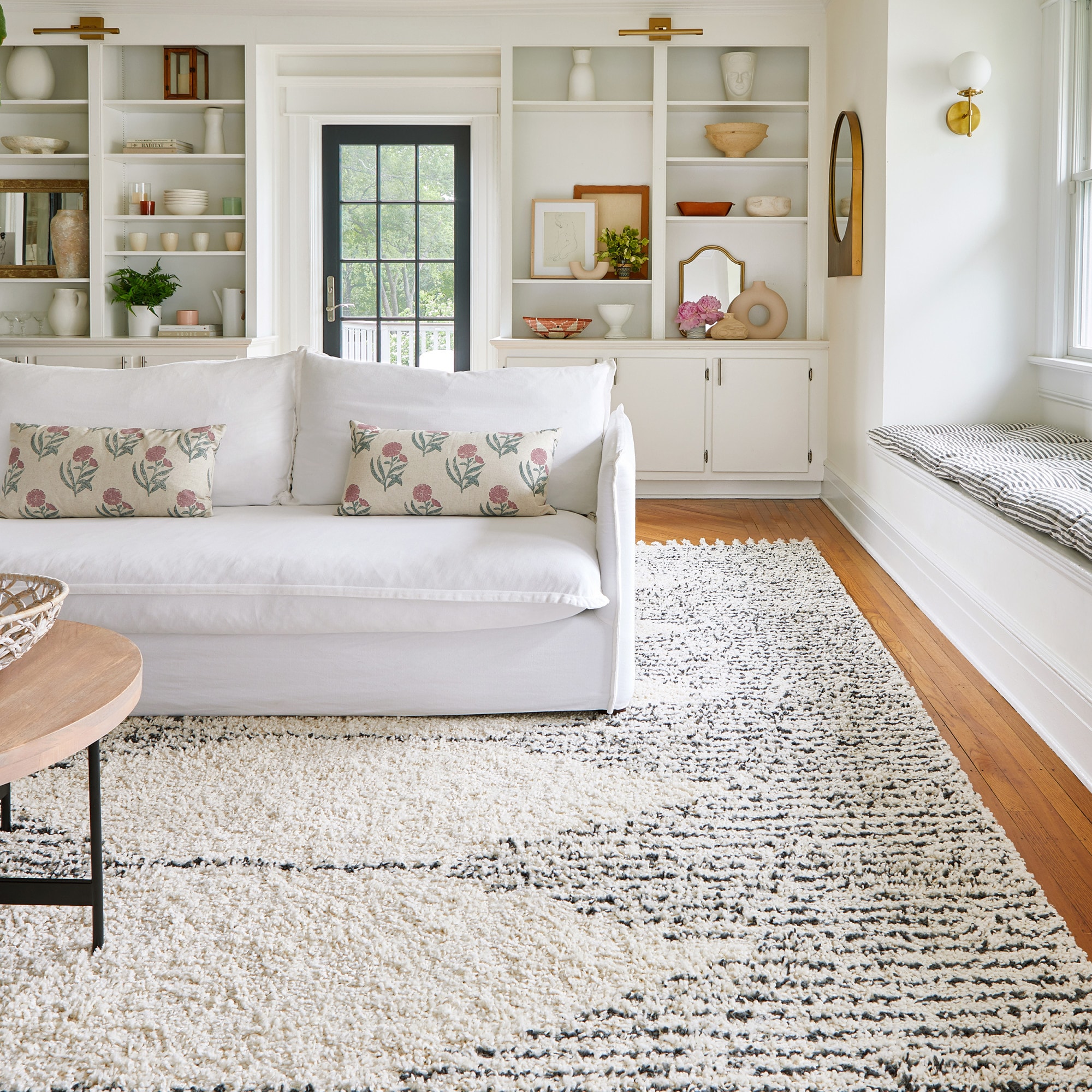 nuLOOM Bria Moroccan Shag Tasseled Area Rug in the Rugs department