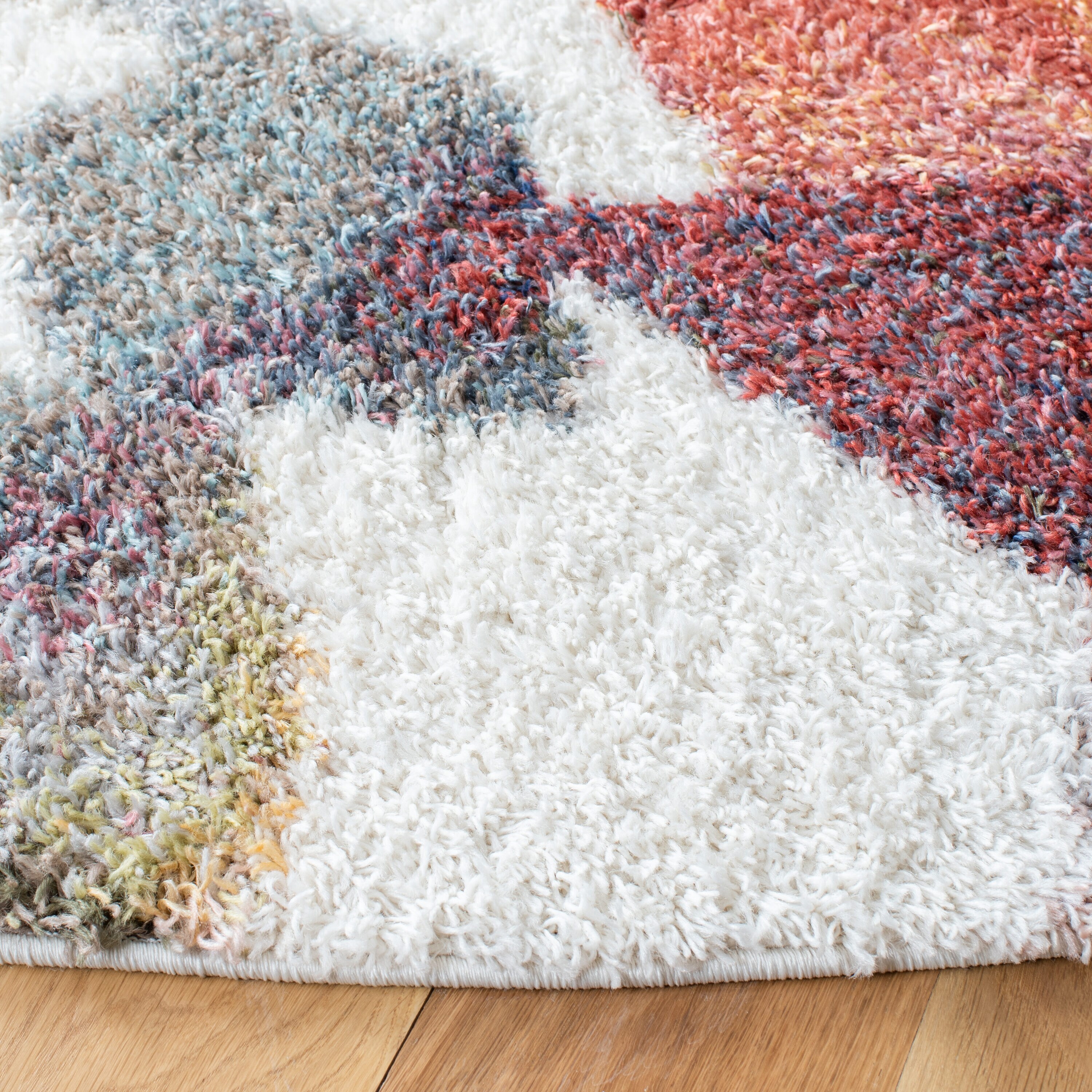Safavieh CAL120P-7R rugs - View #3