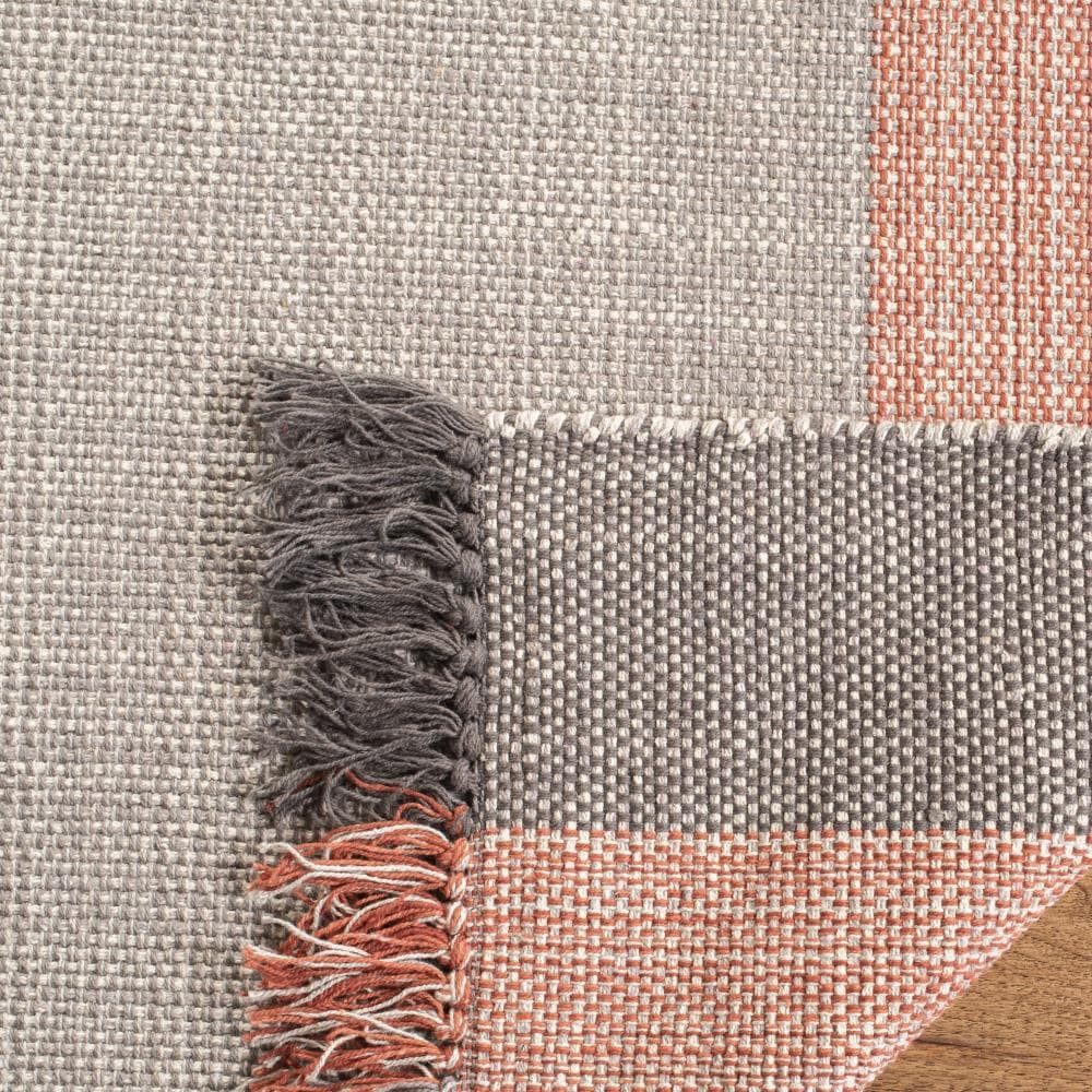 Safavieh MTK301P-5 rugs - View #4