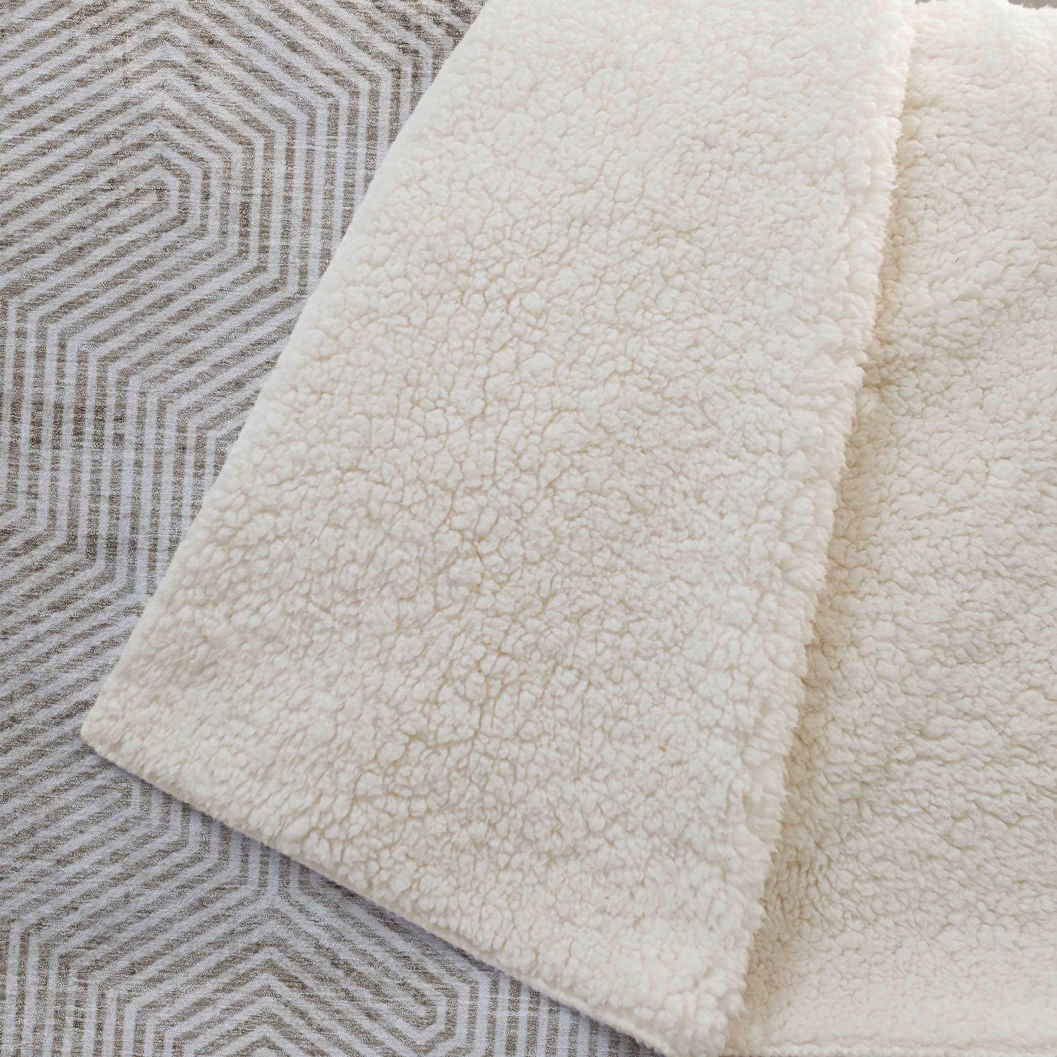Addison Rugs ASB912 Blankets-And-Throws - View #6