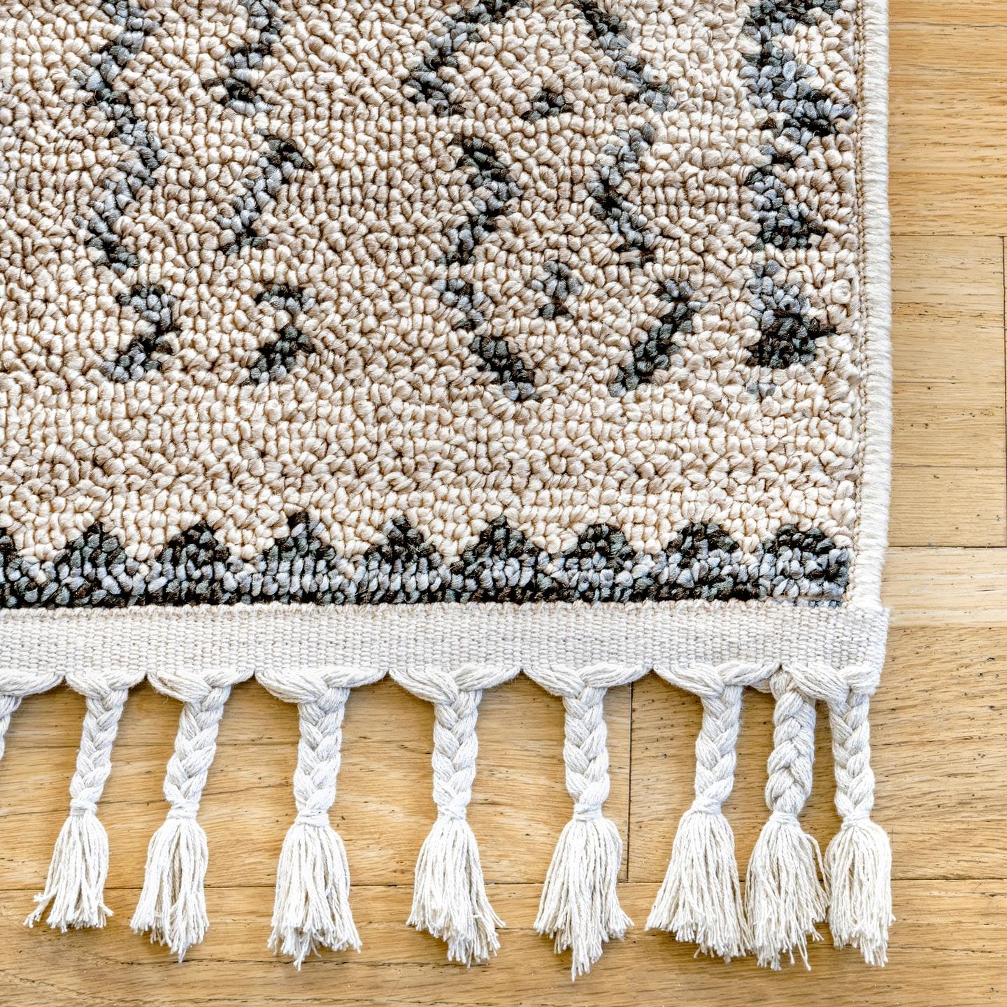 Ivory Geometric Reversible 8' x 10' Synthetic Area Rug