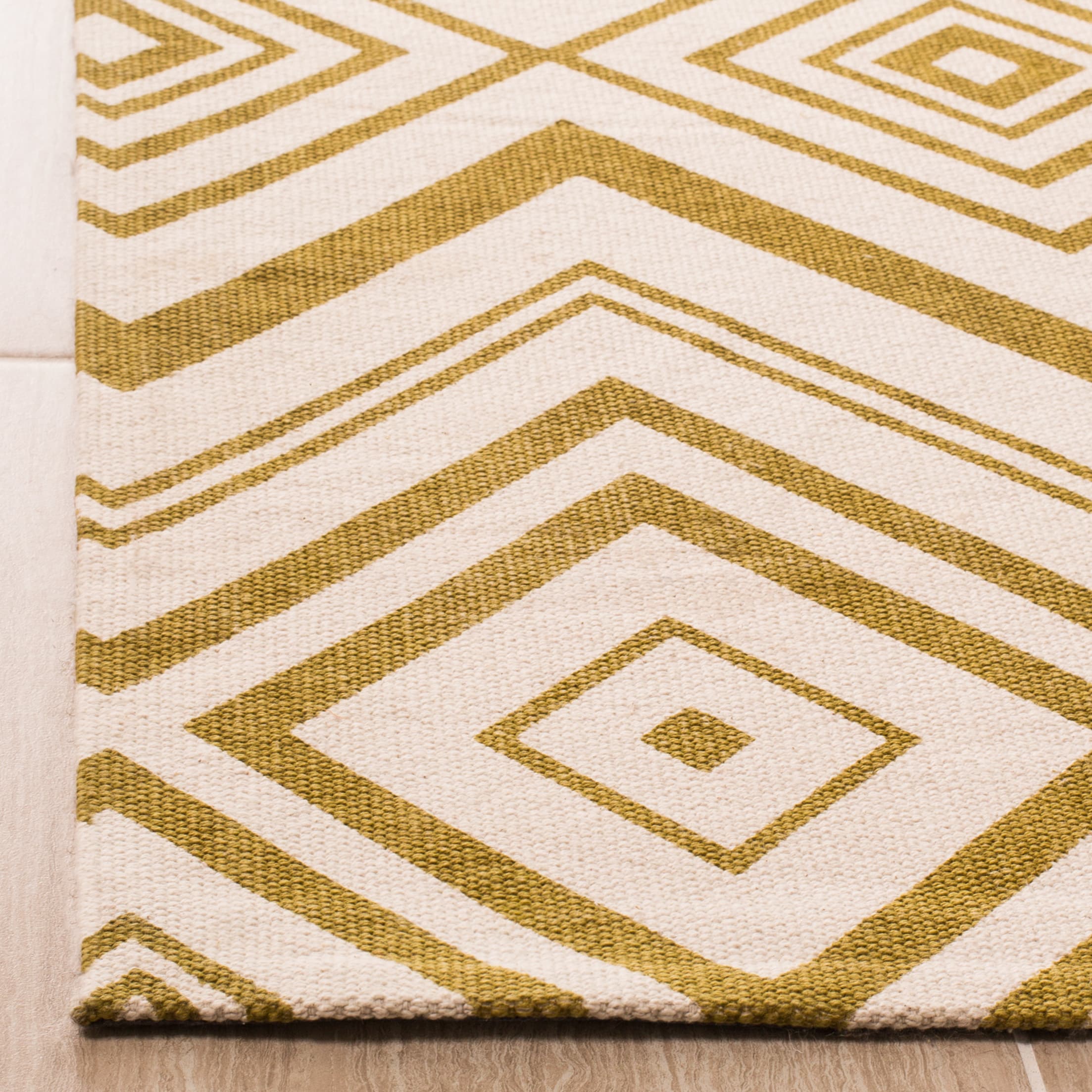 Safavieh CDR142D-5 rugs - View #2
