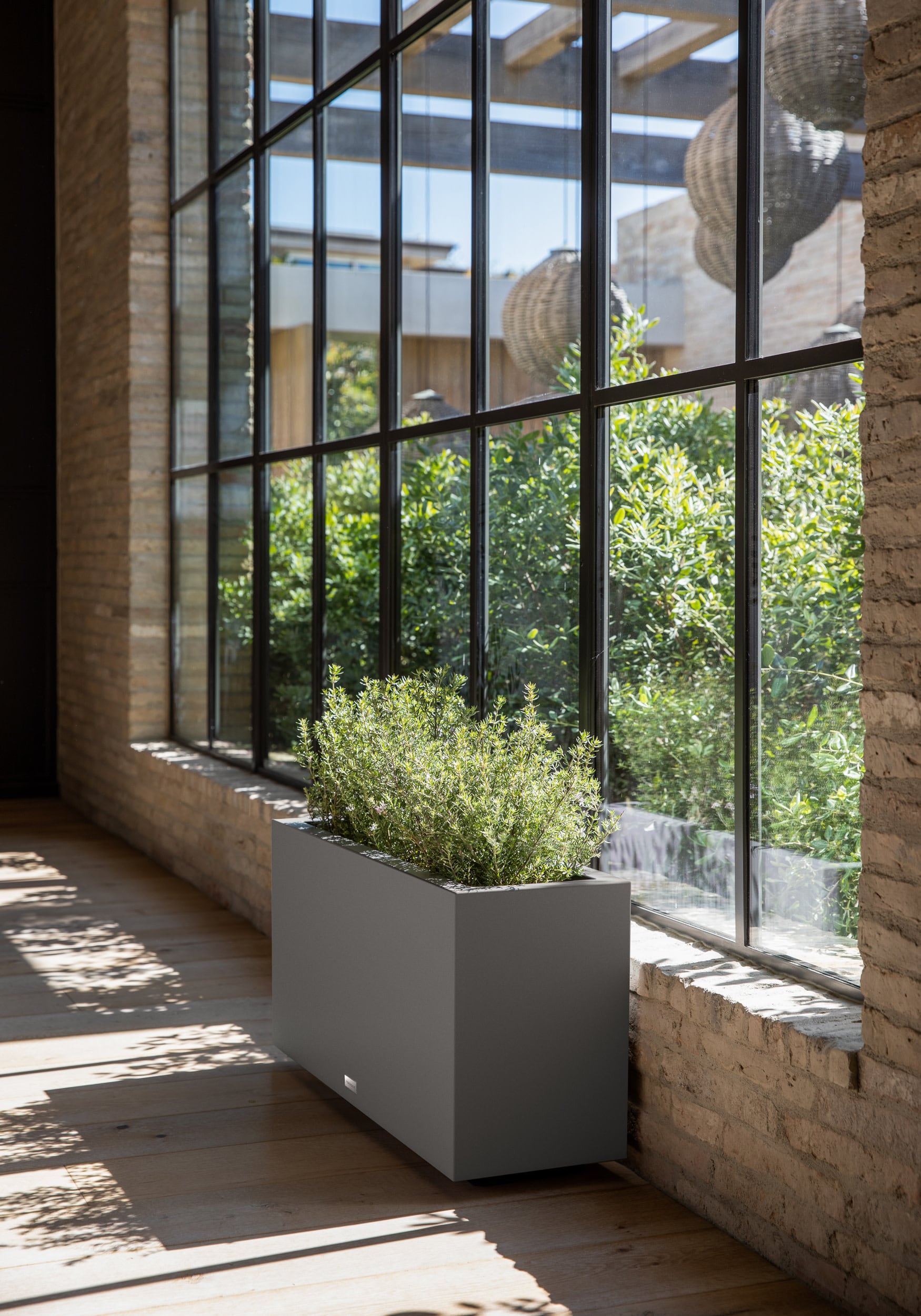 Veradek LBXVMEDG Planter-Window-Box - View #5