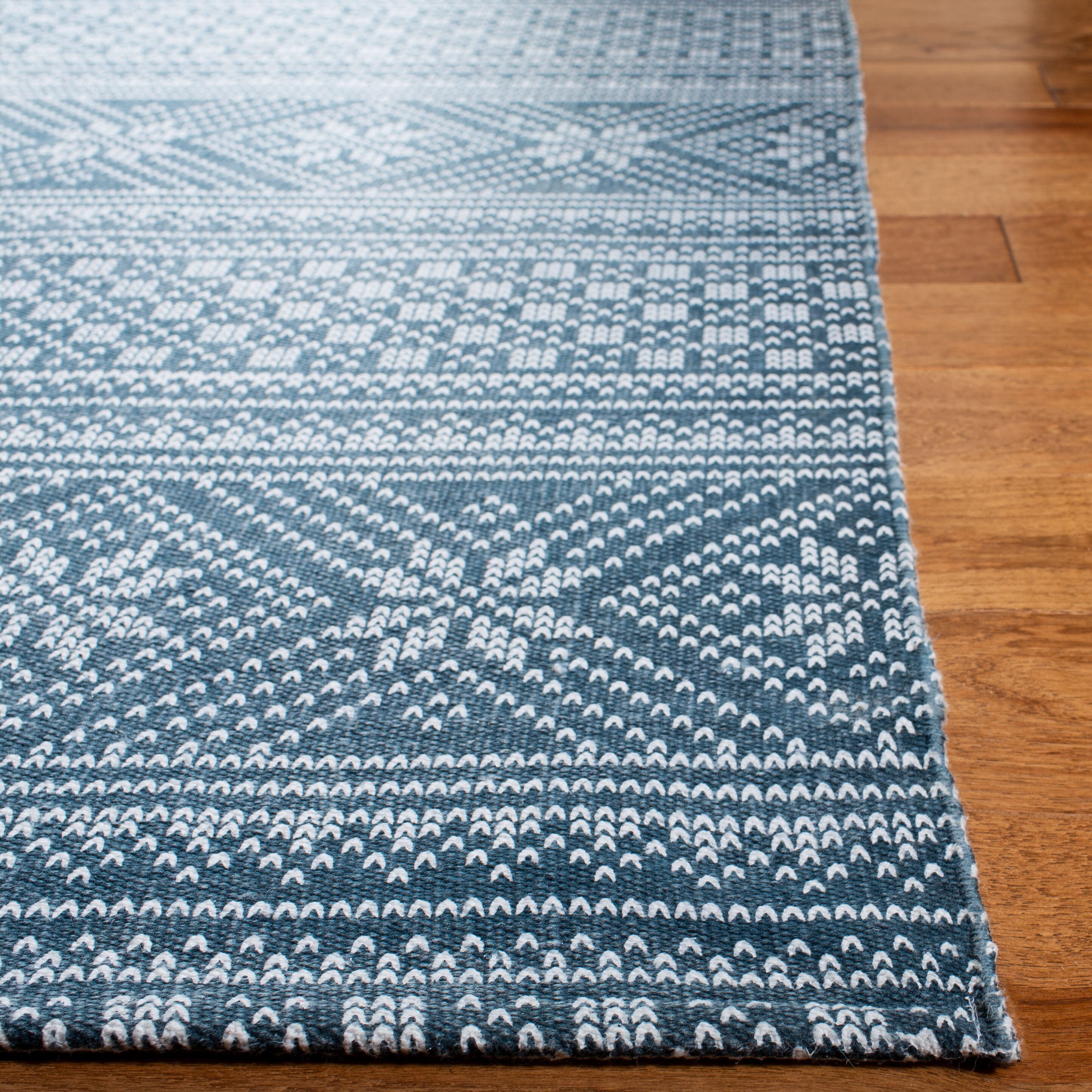 Safavieh CDR711M-4 rugs - View #2