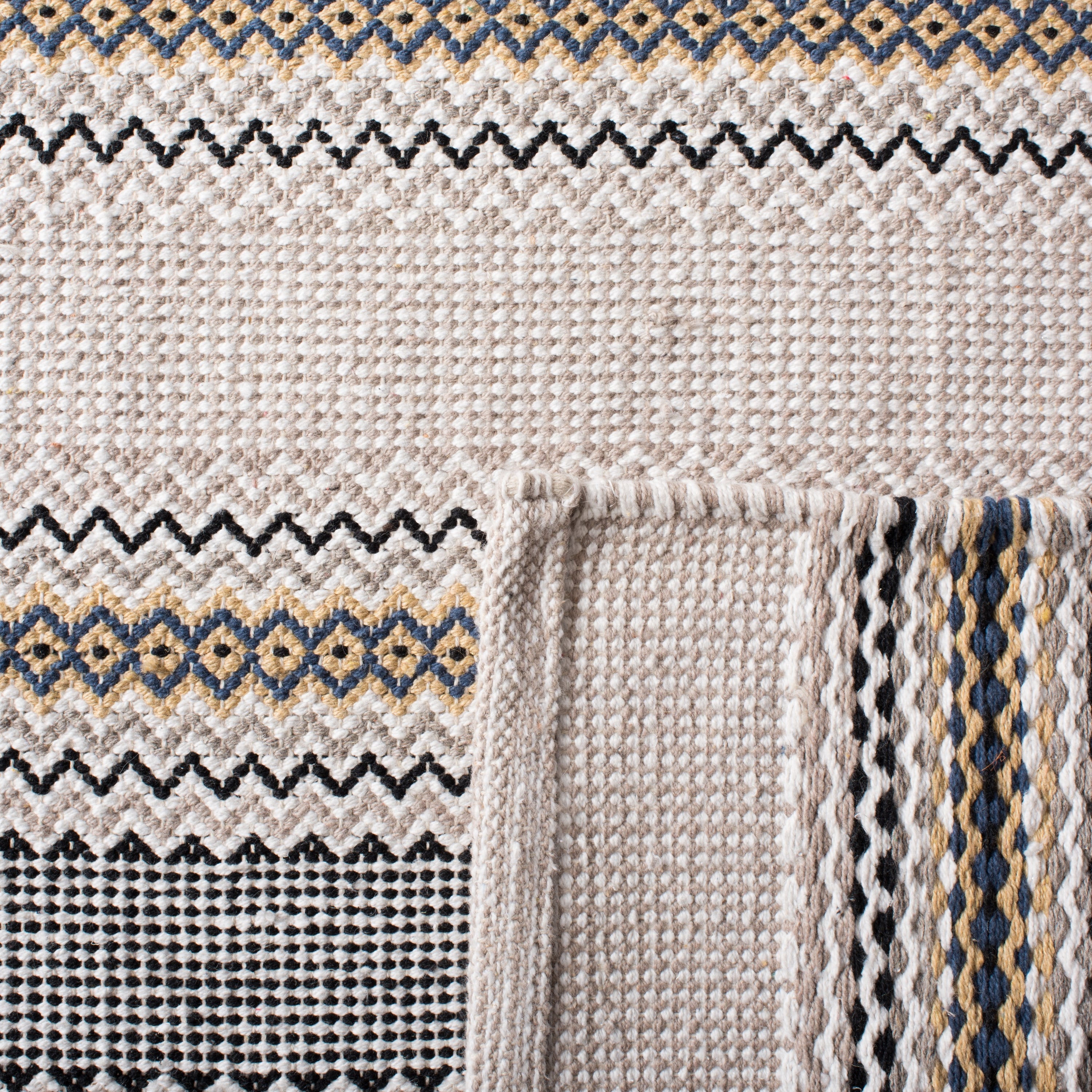 Safavieh MTK536M-8 rugs - View #6