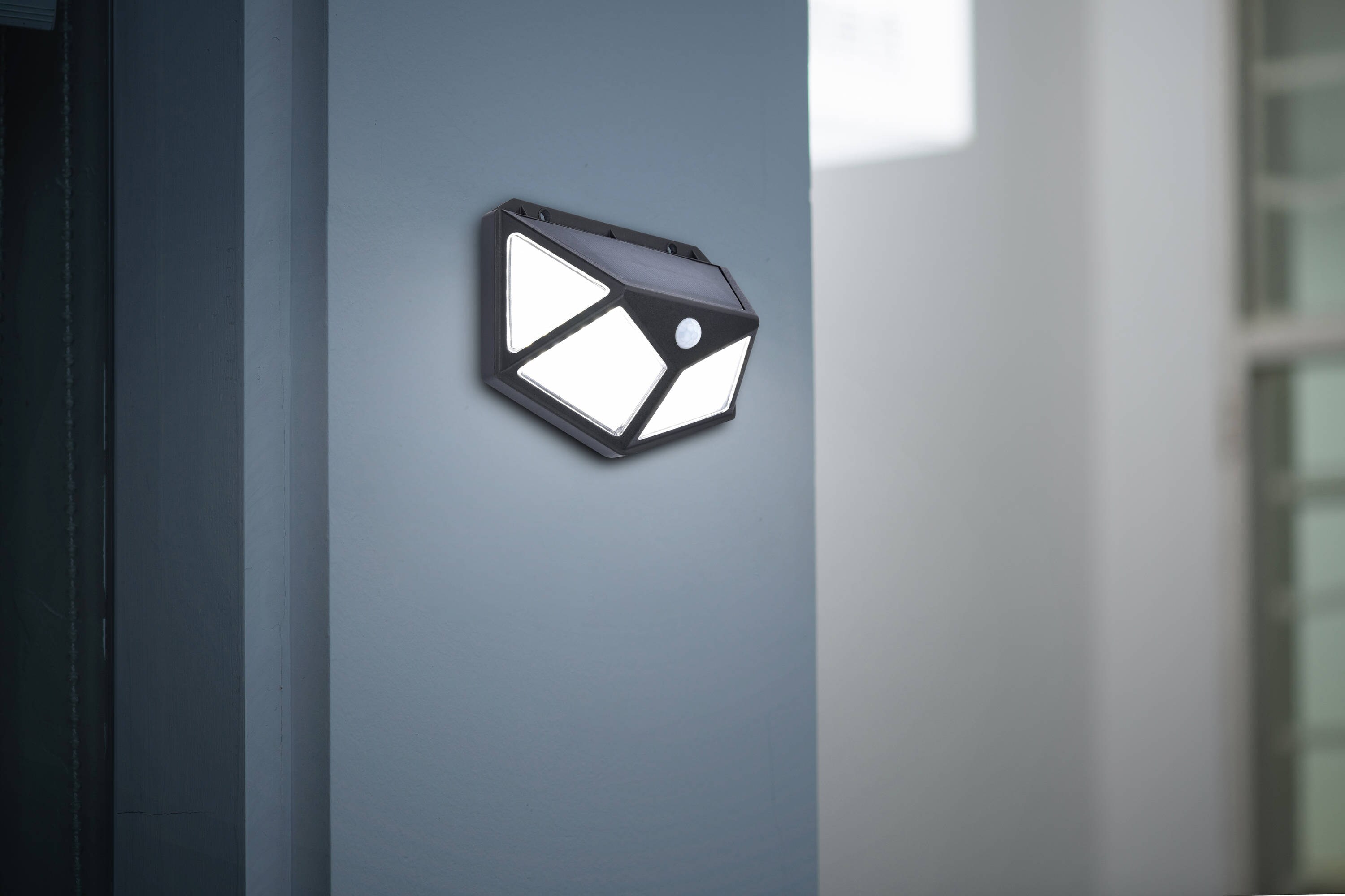 Utilitech 6940901330 Wall-Pack-Lights - View #6