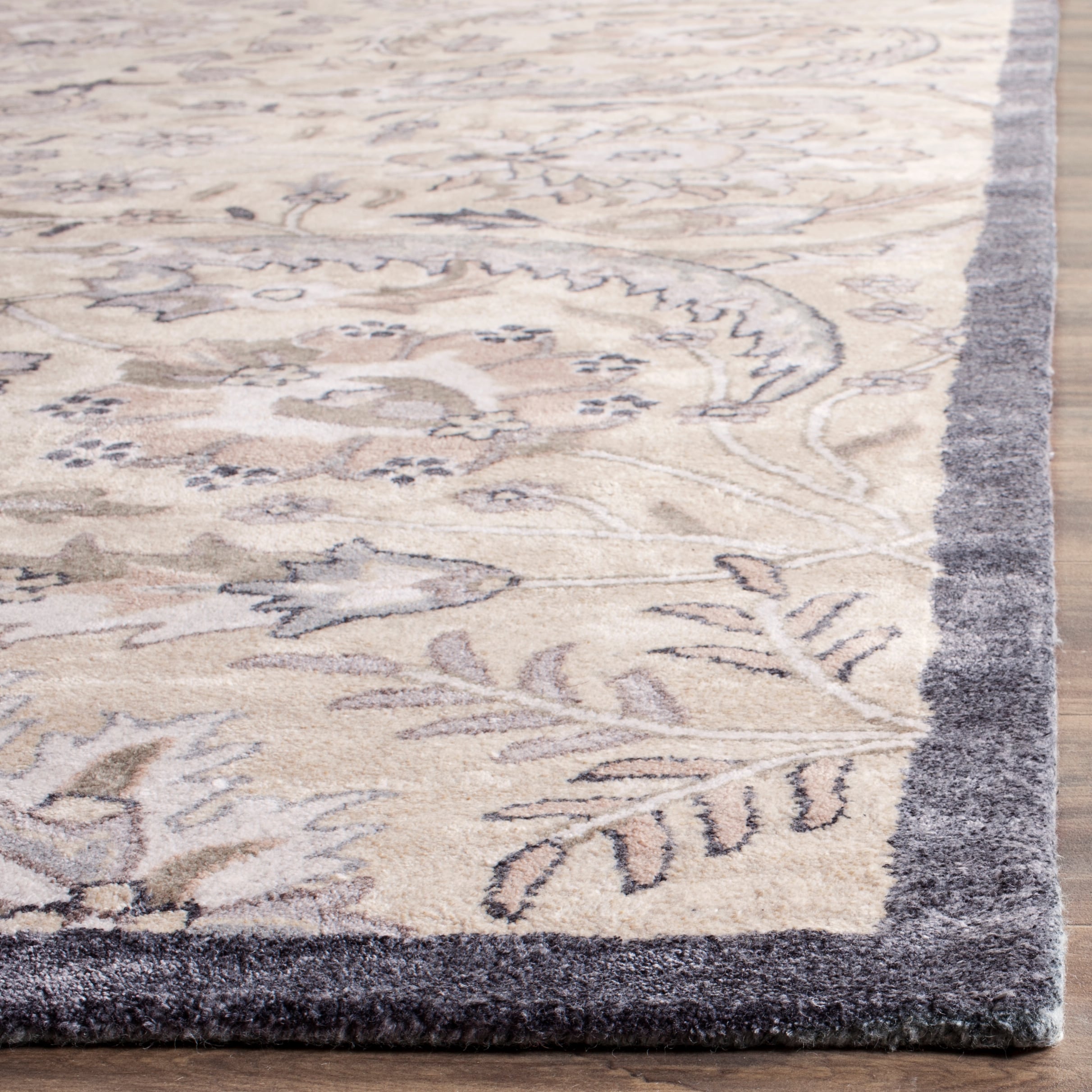 Safavieh BEL923A-5SQ rugs - View #2