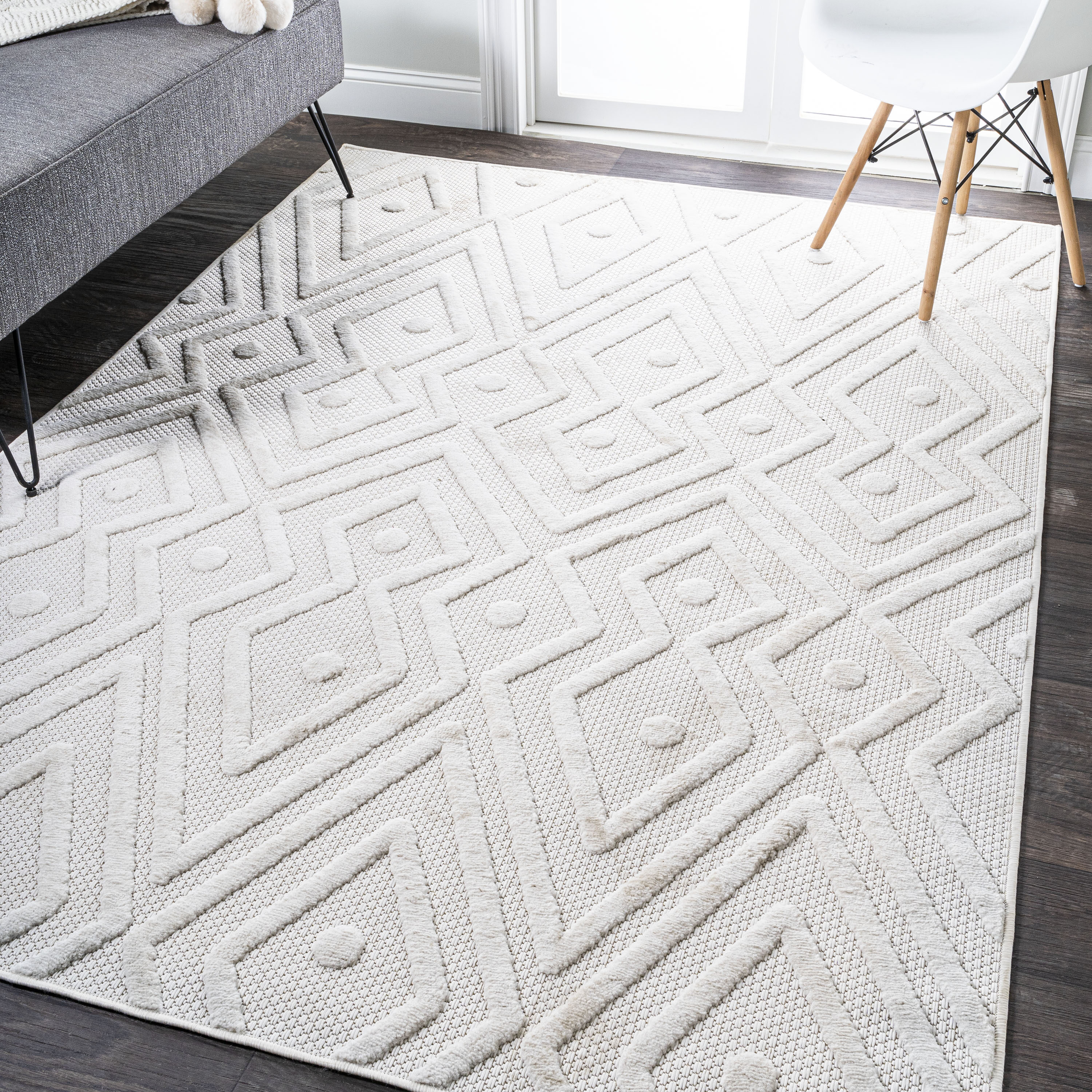 Ivory Diamond Synthetic 4' x 6' Flat Woven Handmade Rug