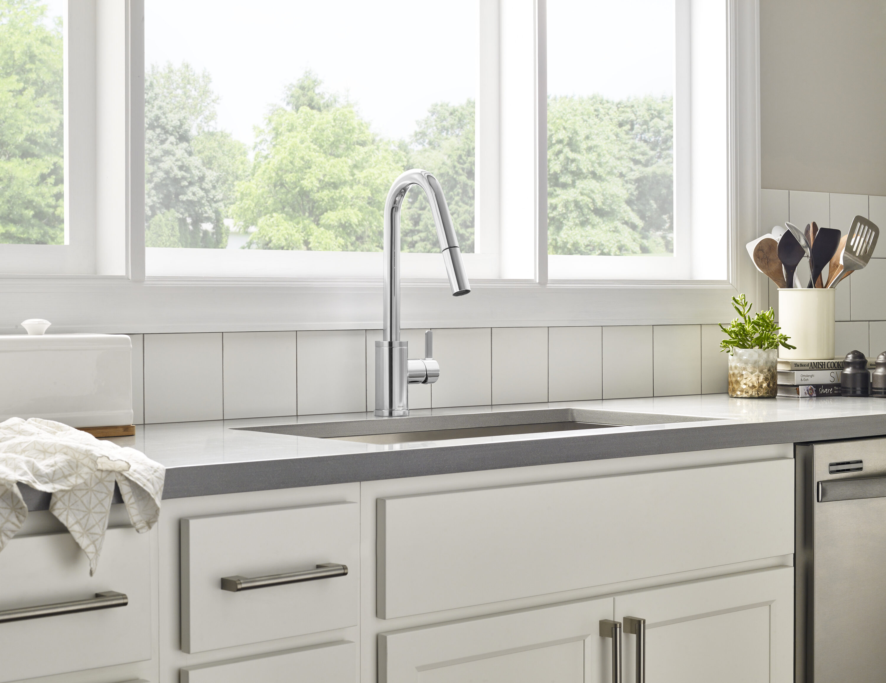 Gerber D457230 Kitchen-Faucets - View #5