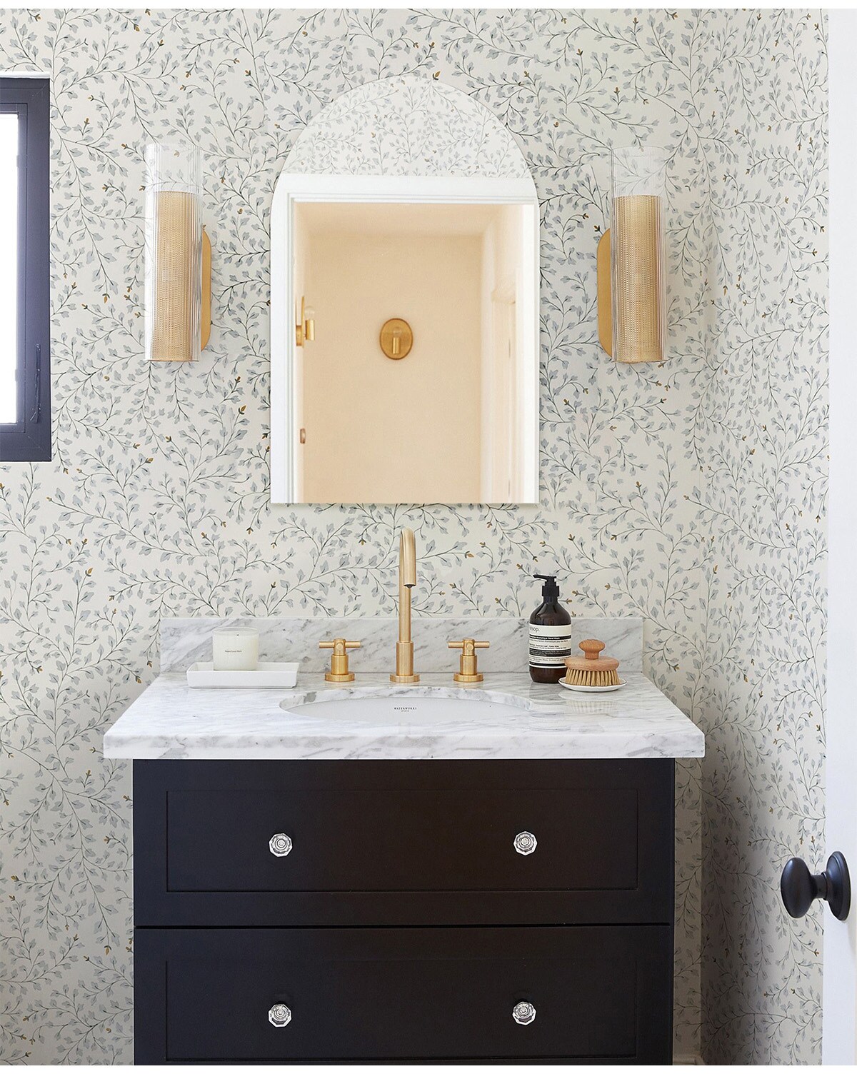 Decor Wonderland Rita Modern Bathroom Mirror, Silver