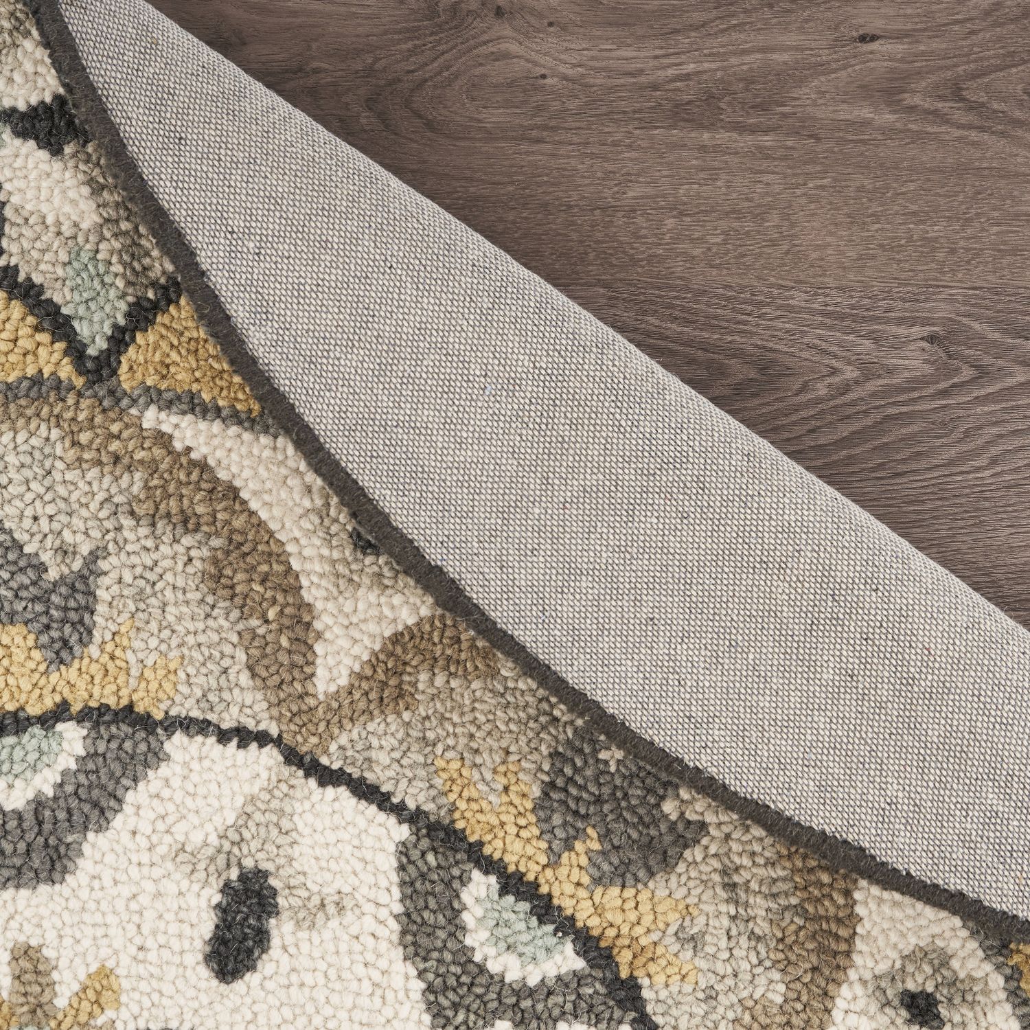 LR Home DAZZL54100IGY60RD rugs - View #4