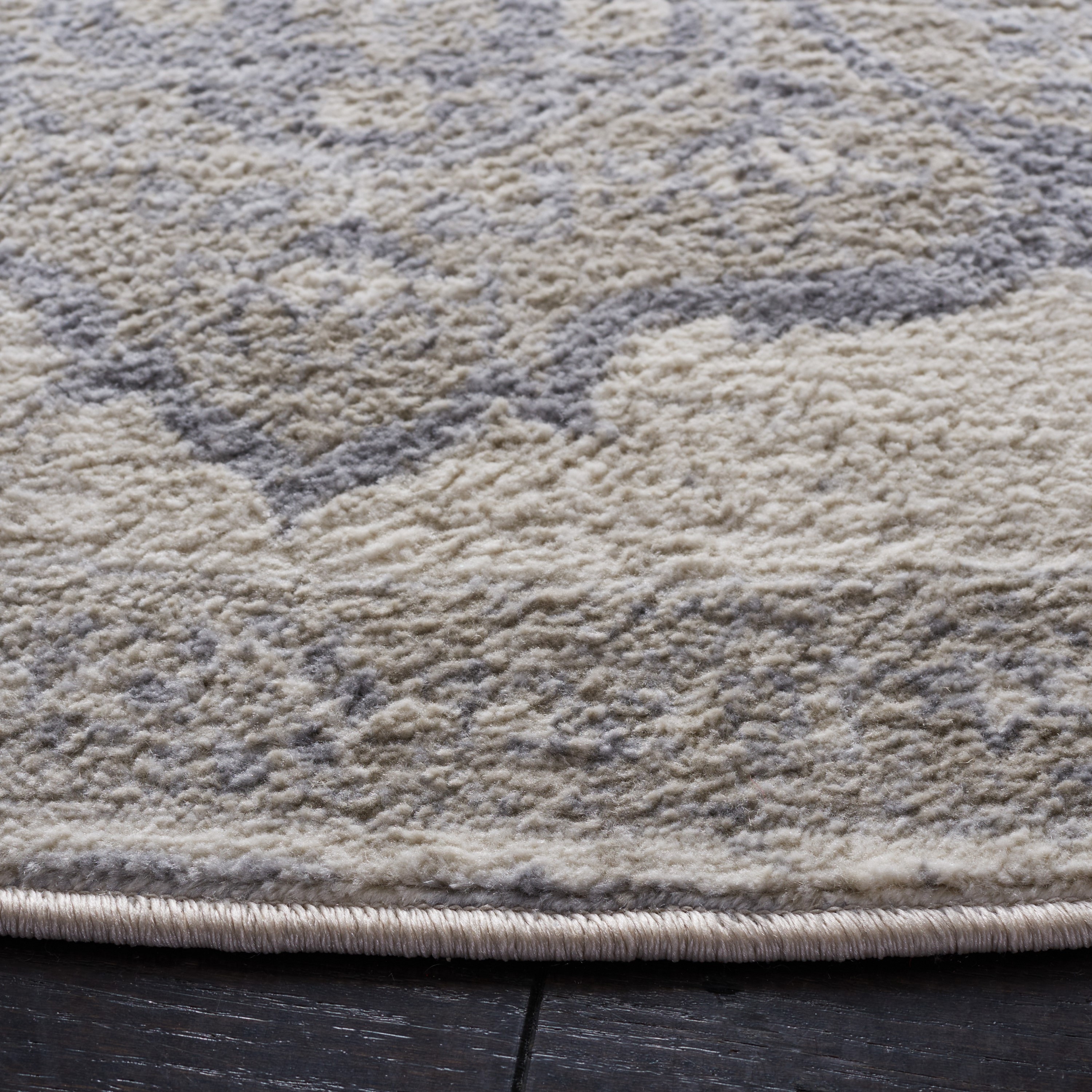 Safavieh BNT802B-7R rugs - View #3
