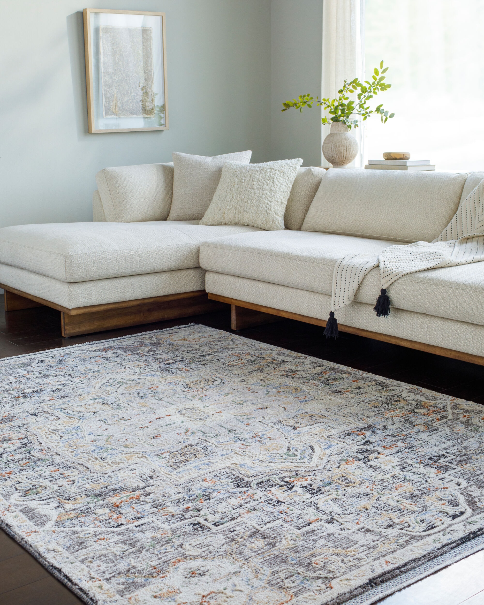 Livabliss RVD2301-57 Rivaldo 5 x 7 (ft) Polyester Gray/Multi-color Rectangular Indoor Vintage Area rug