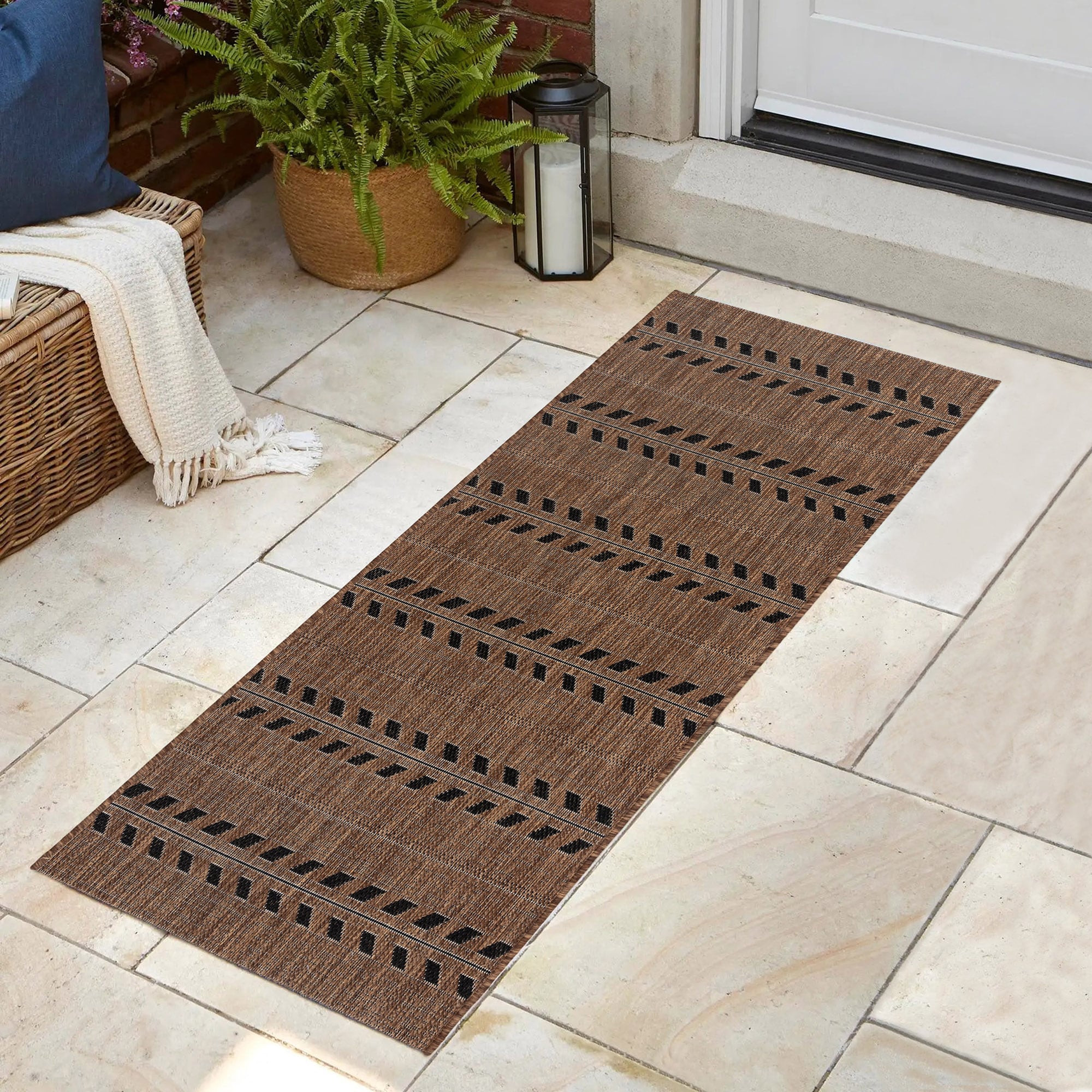 GERTMENIAN 28007 2 x 6 (ft) Polypropylene Havana/Black Rectangular Indoor/Outdoor Stripe Runner rug