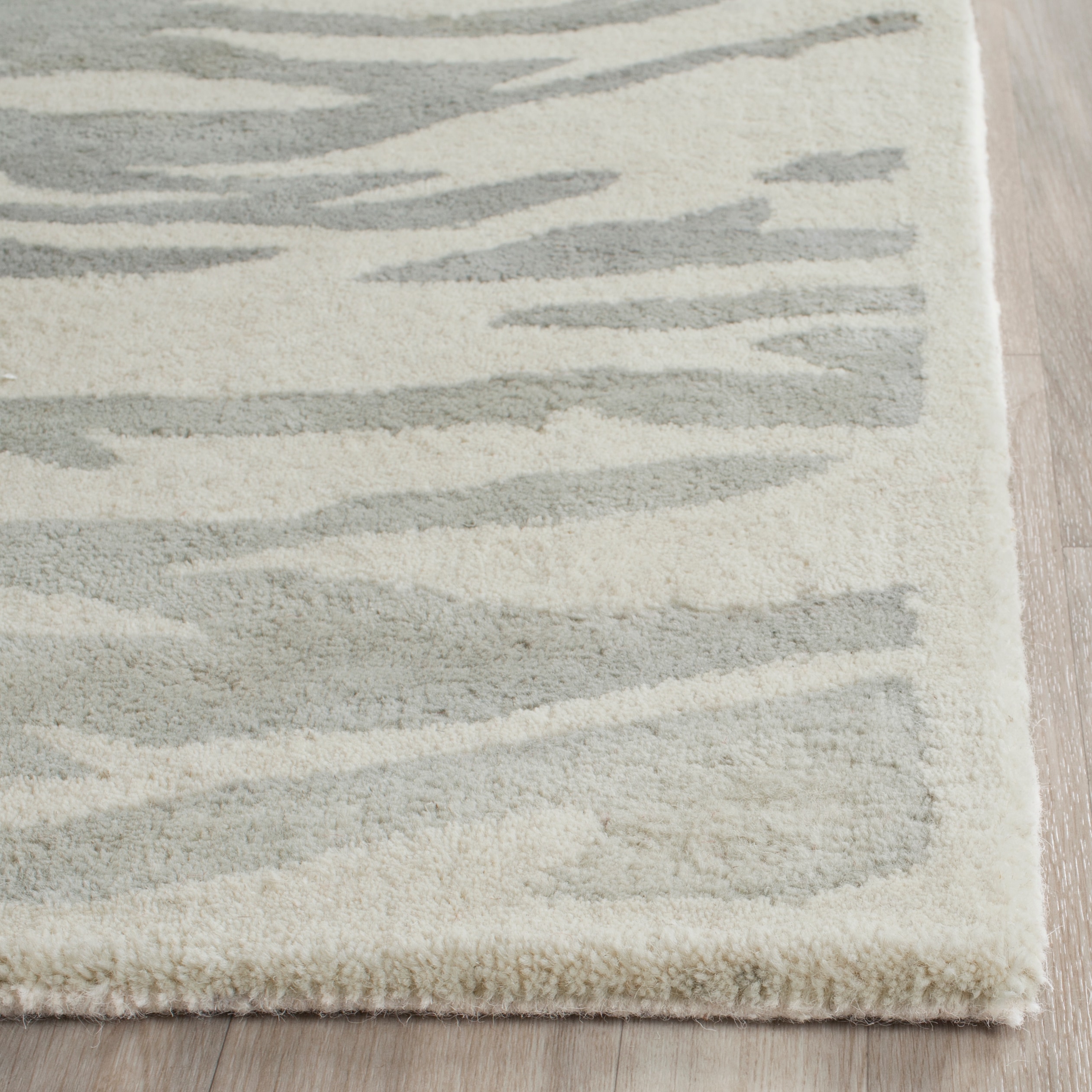 Ivory and Grey Hand-Tufted Wool Runner Rug, 2'3" x 7'