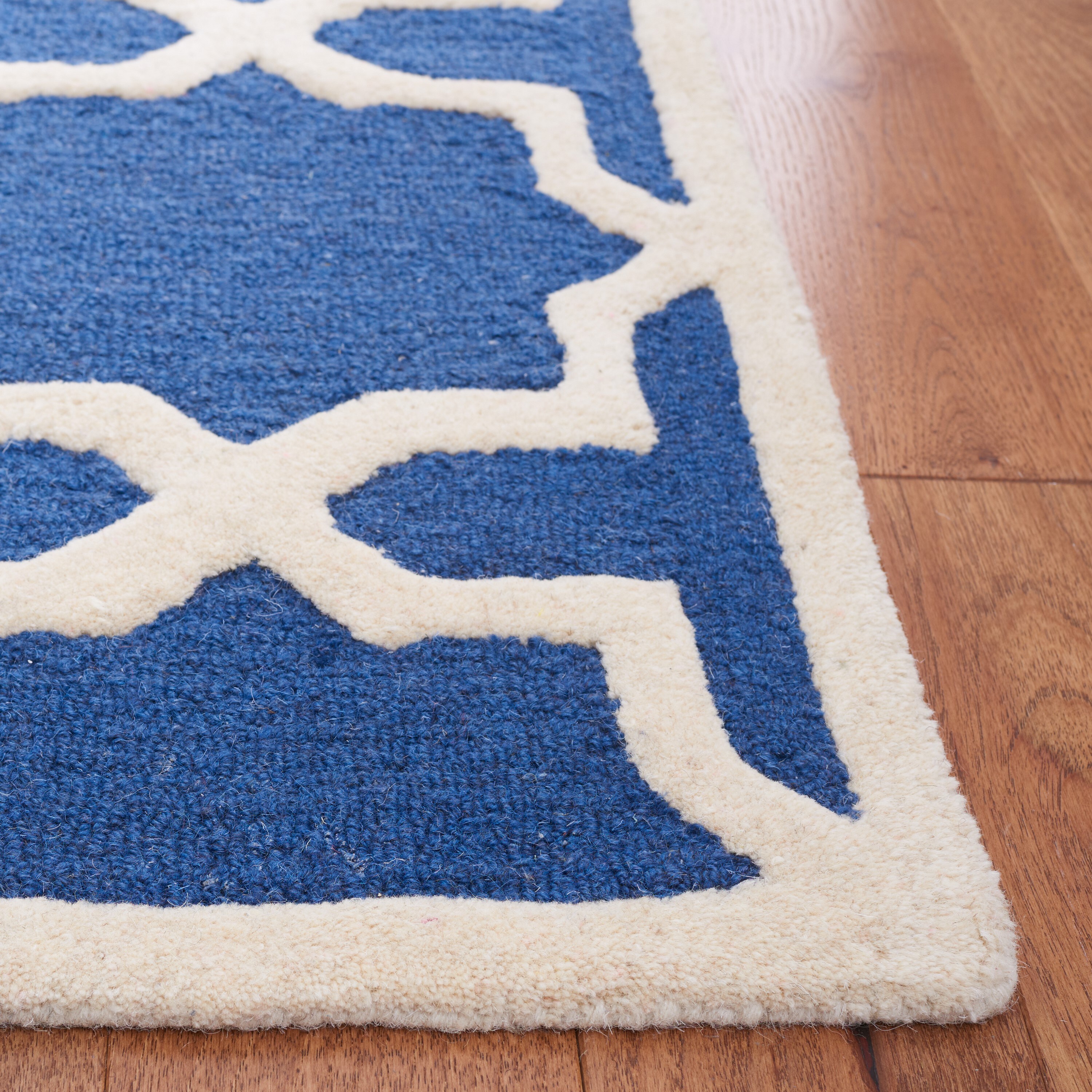 Safavieh CAM125G-4 rugs - View #3