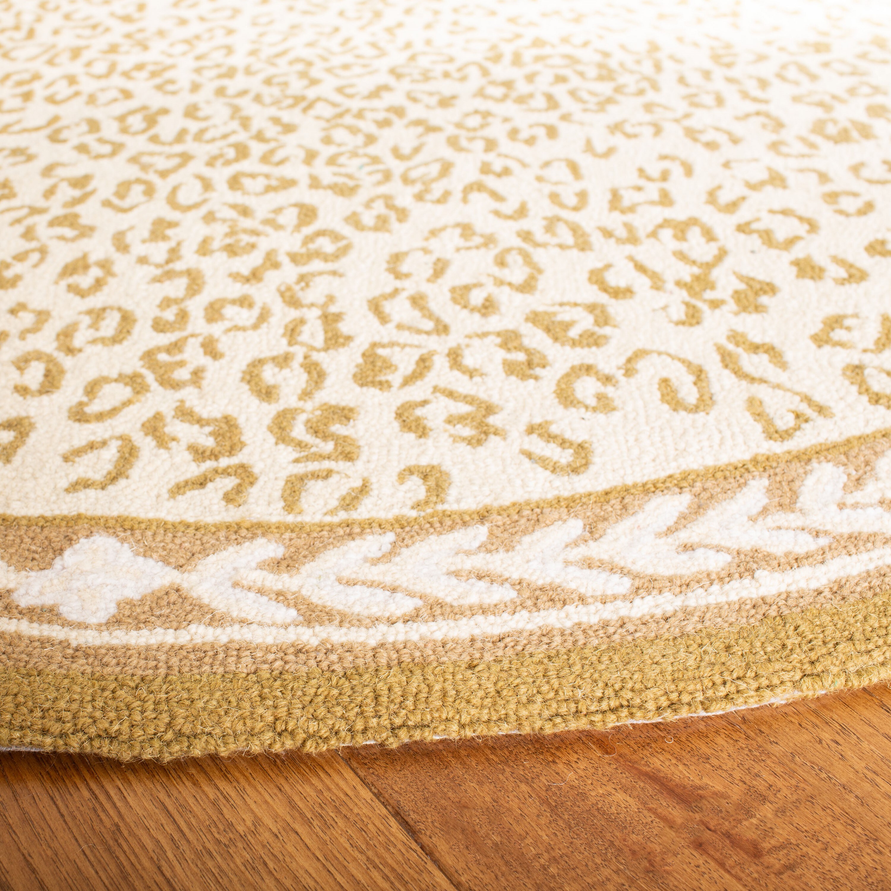 Safavieh HK15B-3R rugs - View #3