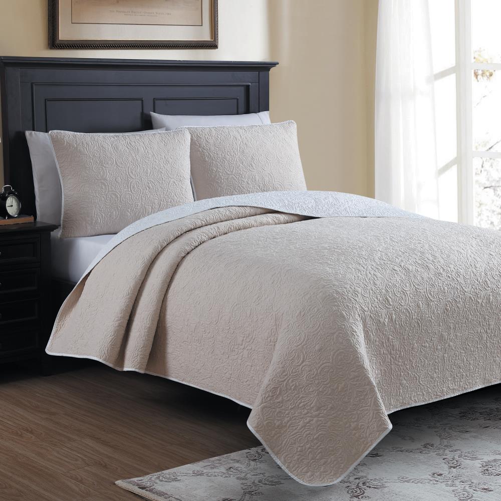 Estate Collection Marseille 2-Piece Oatmeal Twin Quilt Set in the Bedding  Sets department at