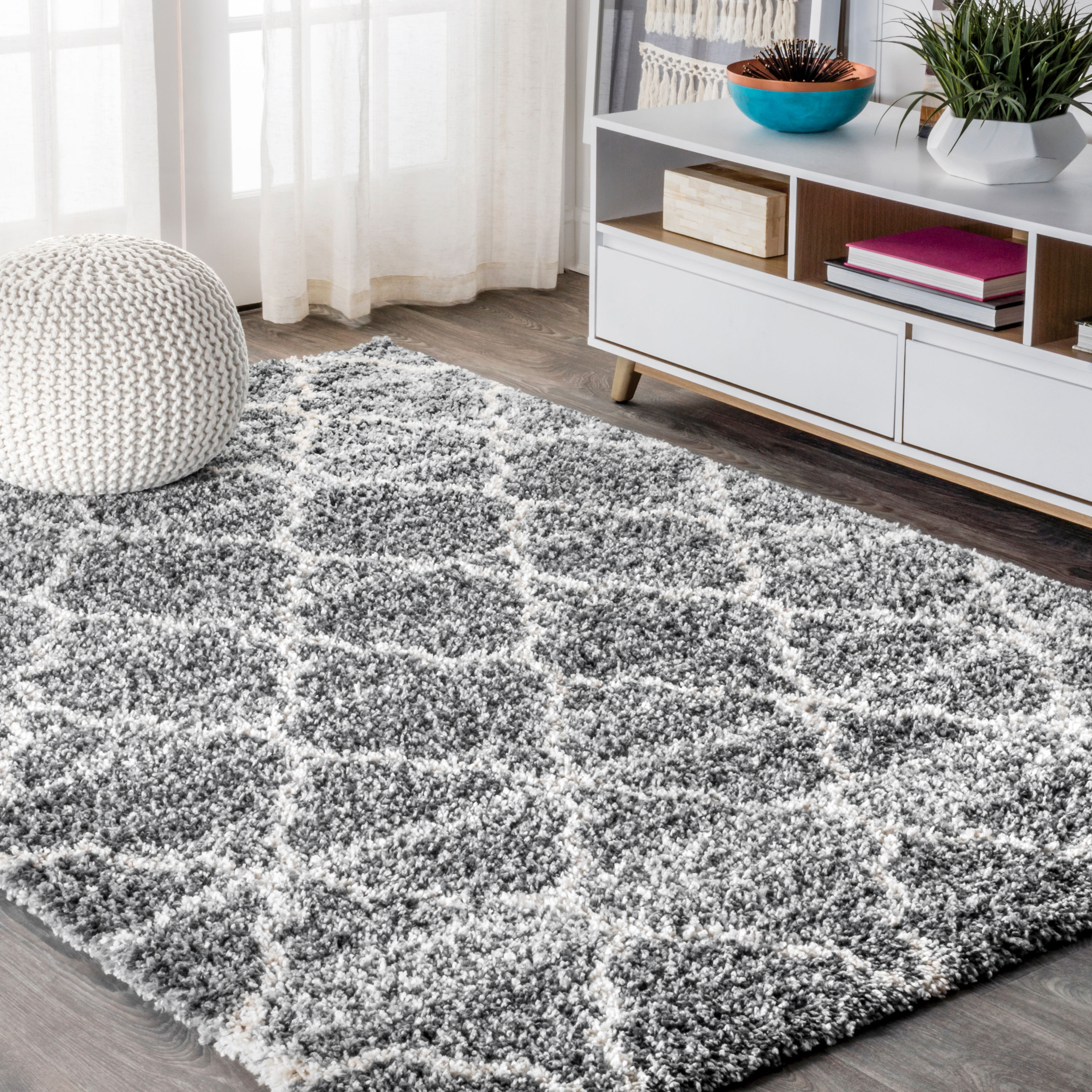 JONATHAN  Y MBS100A-5 Malibu Shag Susa Ogee Moroccan 5 x 8 (ft) Loomed Polypropylene Light Grey/Ivory Rectangular Indoor Trellis Bohemian/Eclectic Area rug