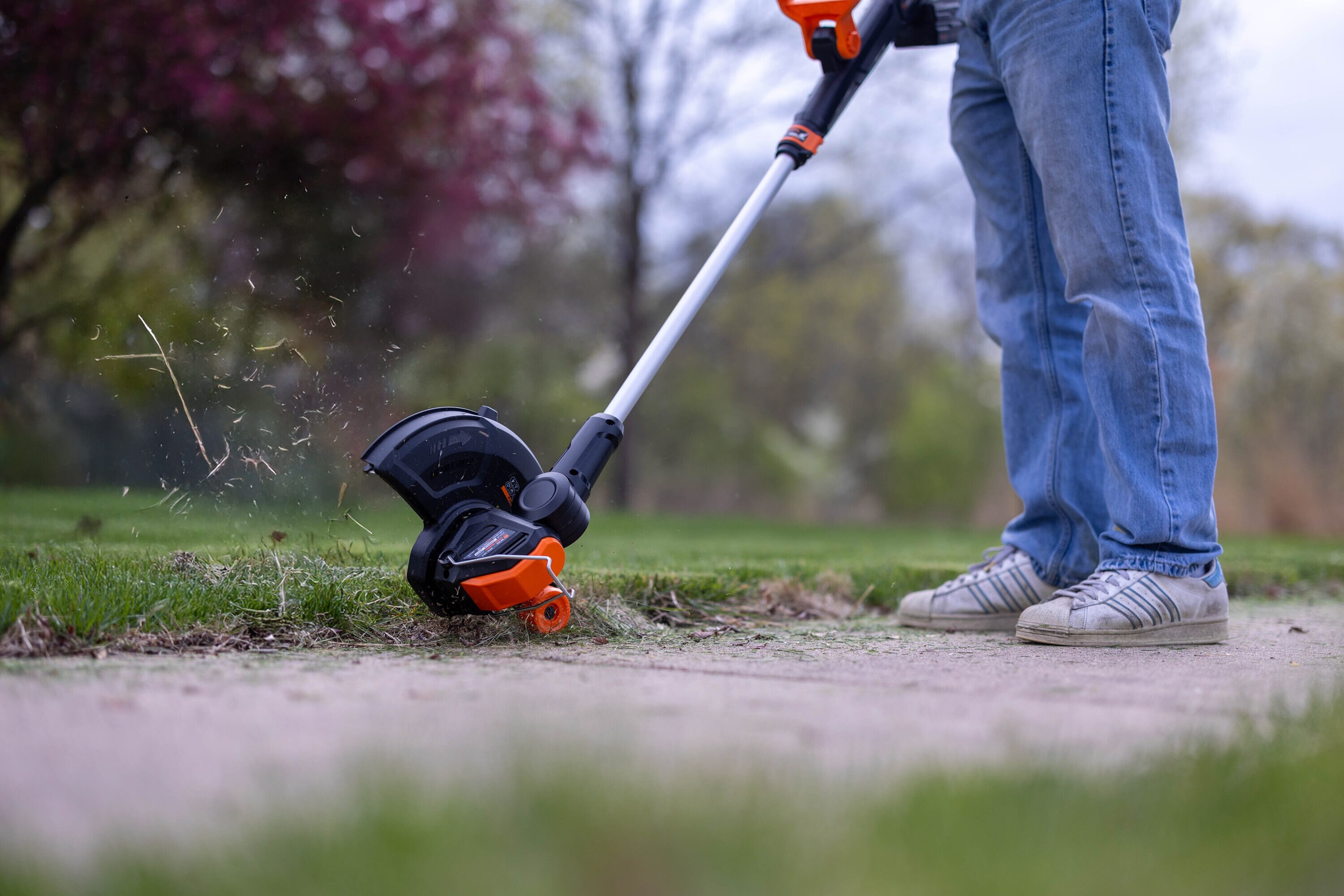 WEN 20813 Cordless-String-Trimmers - View #2
