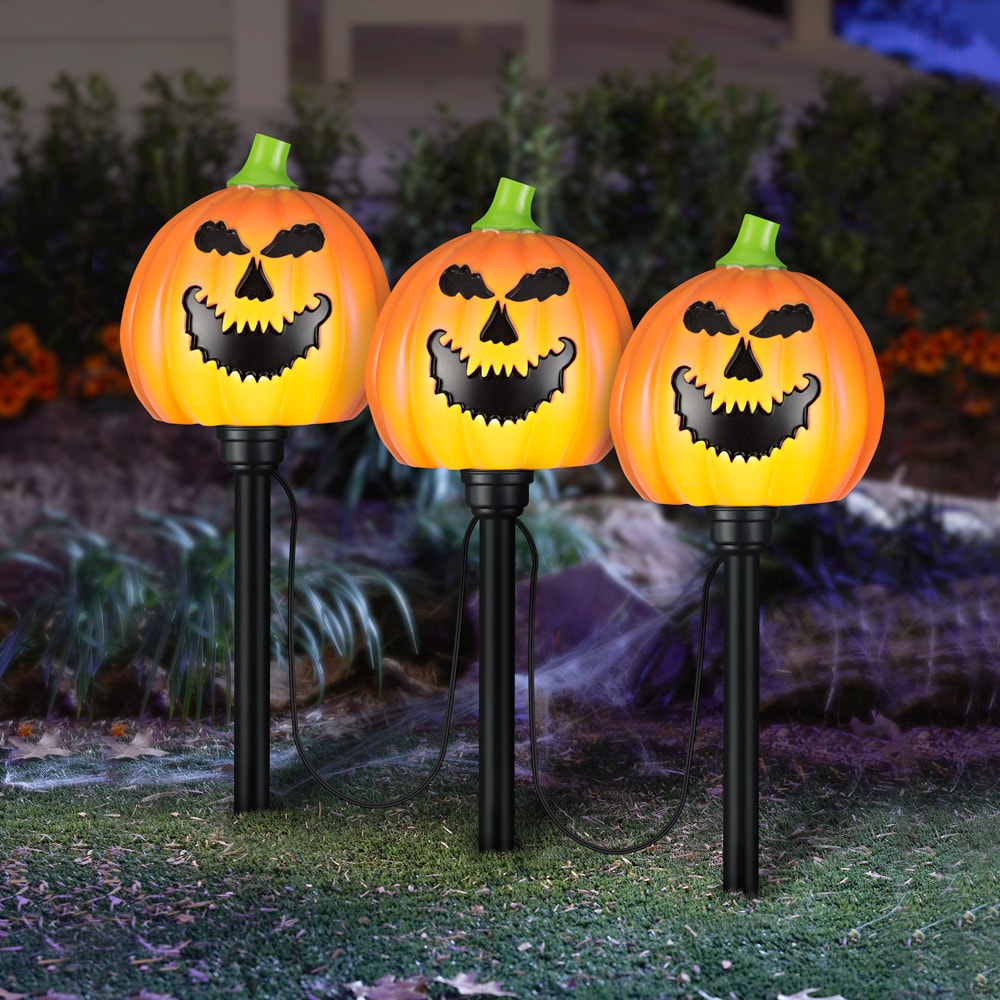 Haunted Living Light Show Pathway 3-Count 4-ft Flickering LED Plug-In ...
