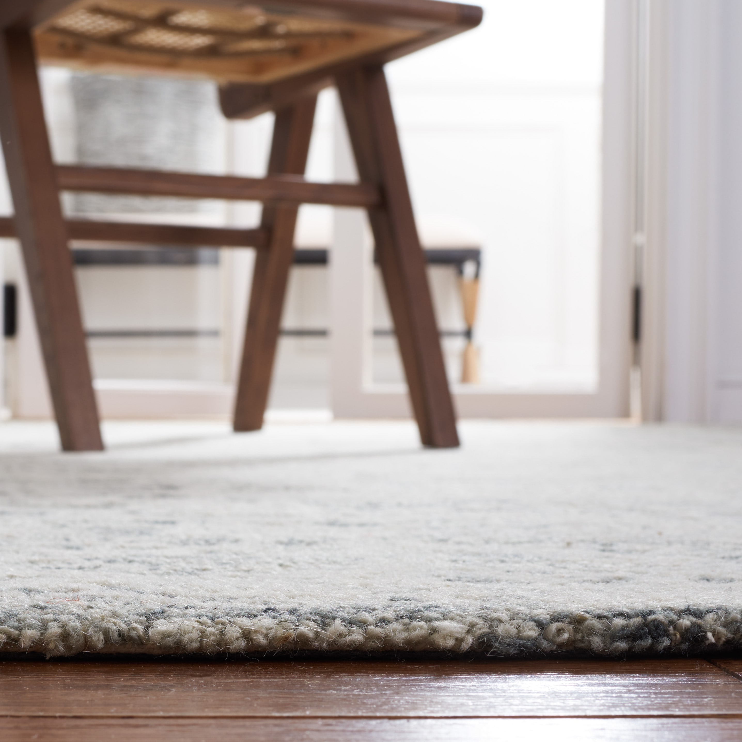 Safavieh ROS451F-4 rugs - View #4