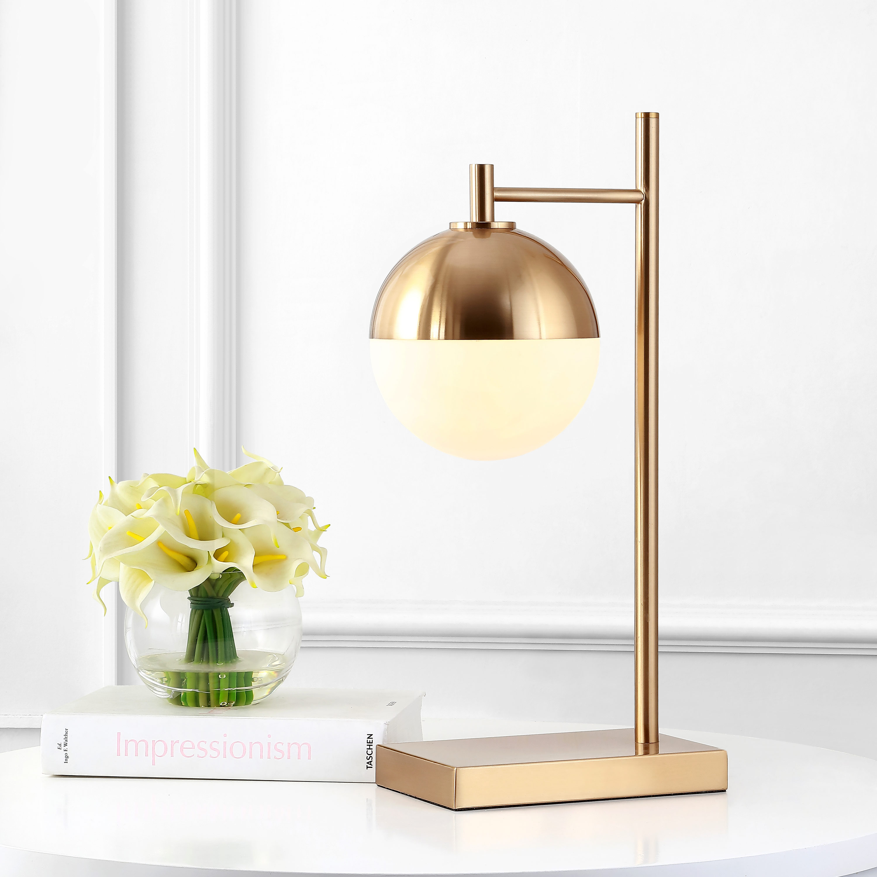 JONATHAN  Y JYL6012A Marcel Iron/Glass Art Deco Mid-Century Globe 21-in Brass Gold LED Incandescent On/Off switch Table Lamp with Glass Shade