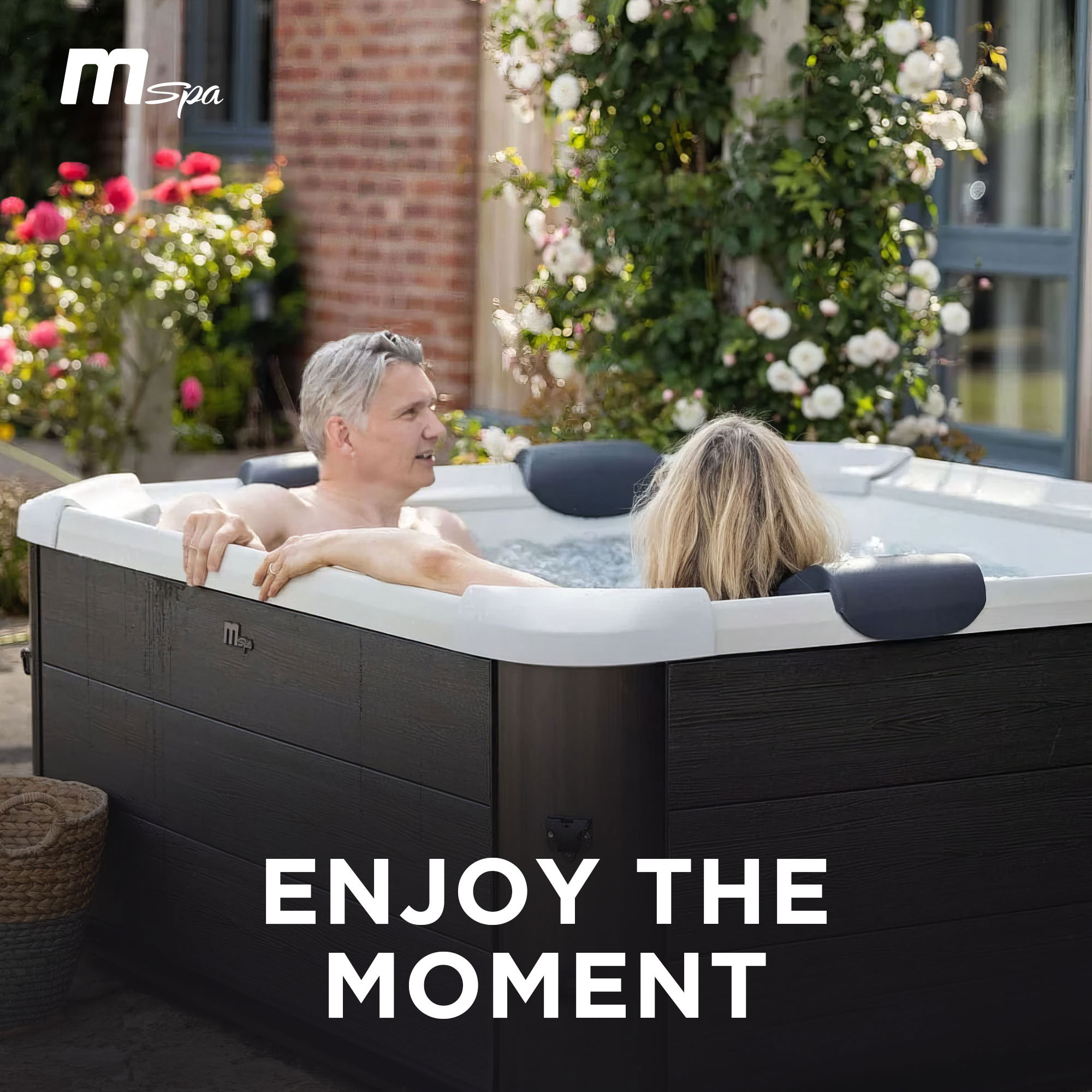 Oslo 6-Person Square Black and White Hydro Massage Hot Tub