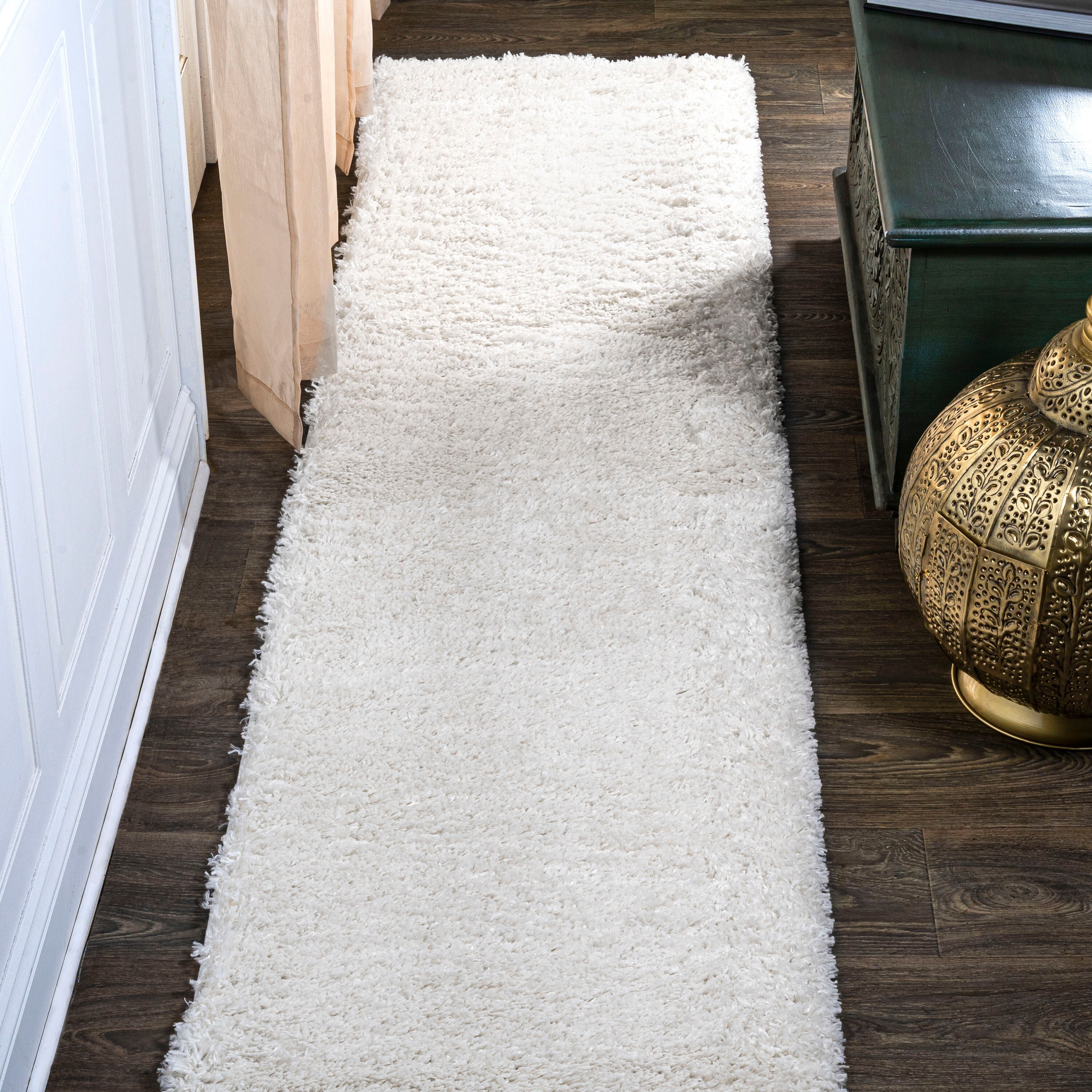 JONATHAN  Y CLD100B-210 TANGO Groovy Solid Shag 2 x 10 (ft) Loomed Polypropylene Ivory Rectangular Indoor Solid Bohemian/Eclectic Runner rug