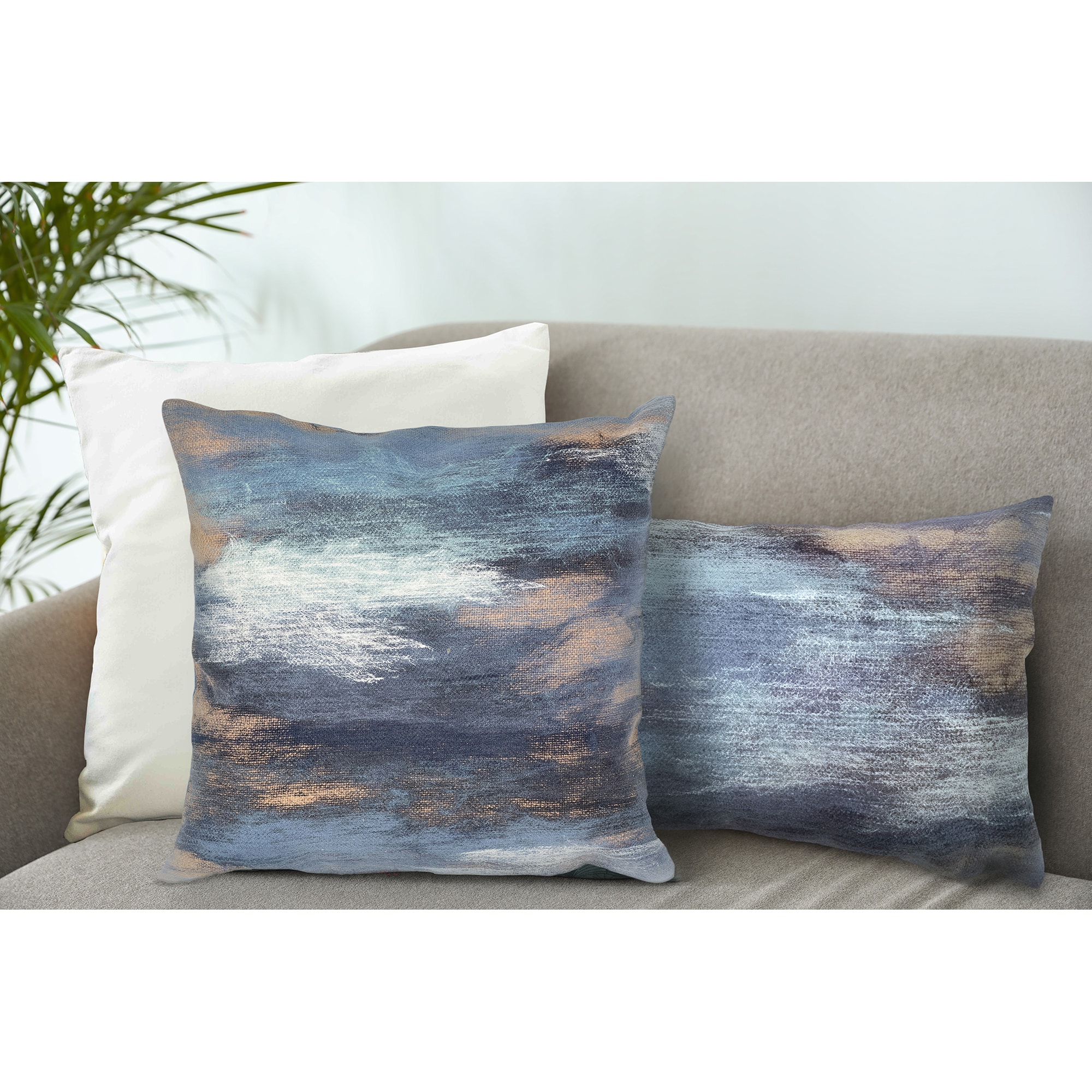 Liora Manne 7SA2S416233 Visions I 20-in x 20-in Denim Square Indoor Decorative Pillow
