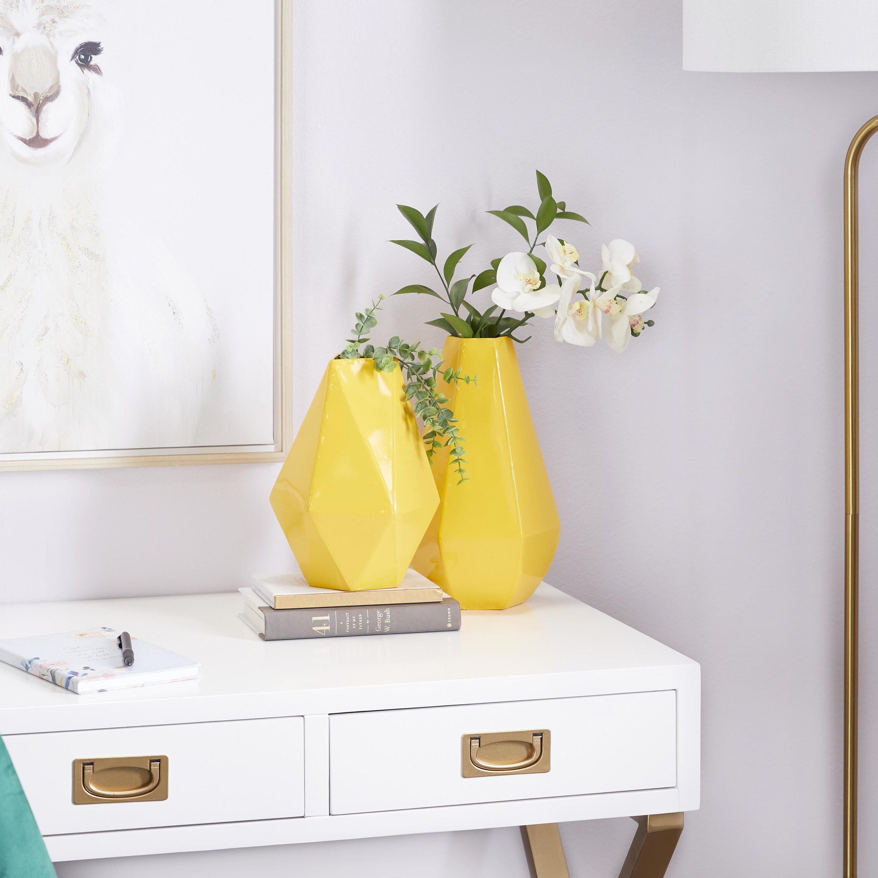 Grayson Lane 70138 2 -Pack Yellow Iron Modern Vase