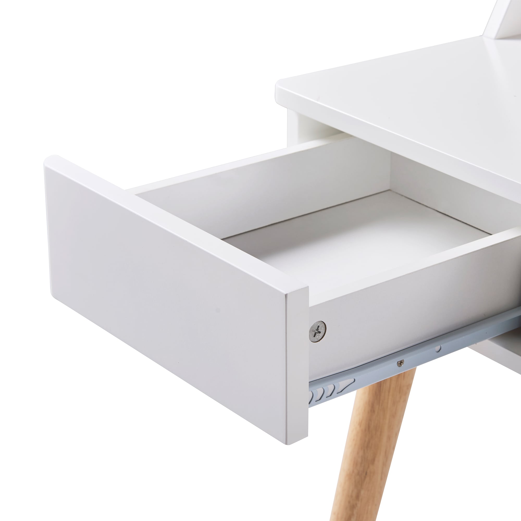 Teamson Home Creative 40-in White Modern/Contemporary Writing Desk in the  Desks department at