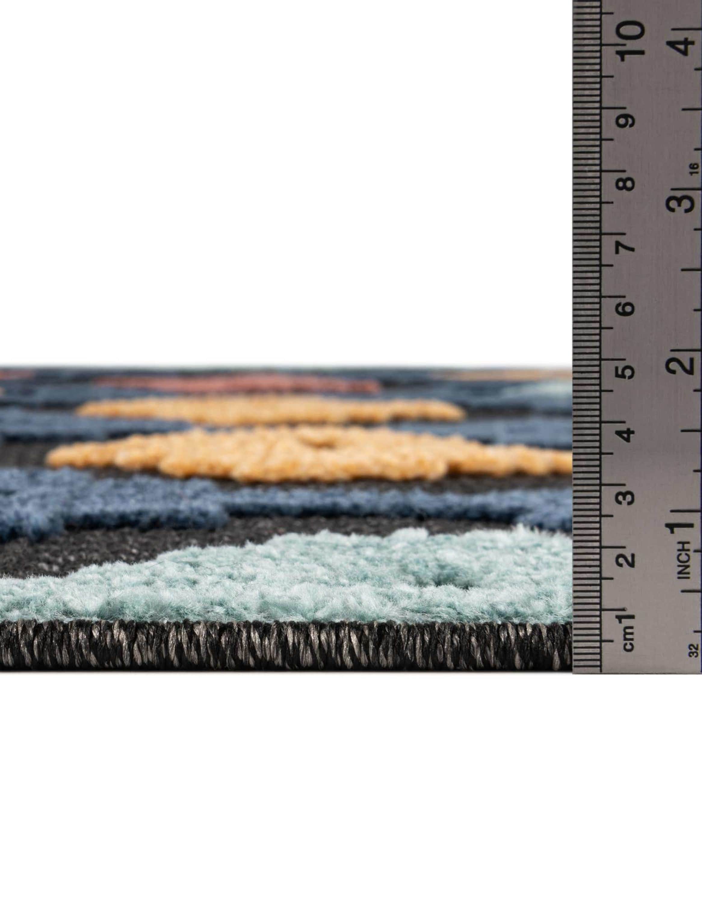Charcoal Geometric Easy-Care Outdoor Area Rug 7x10