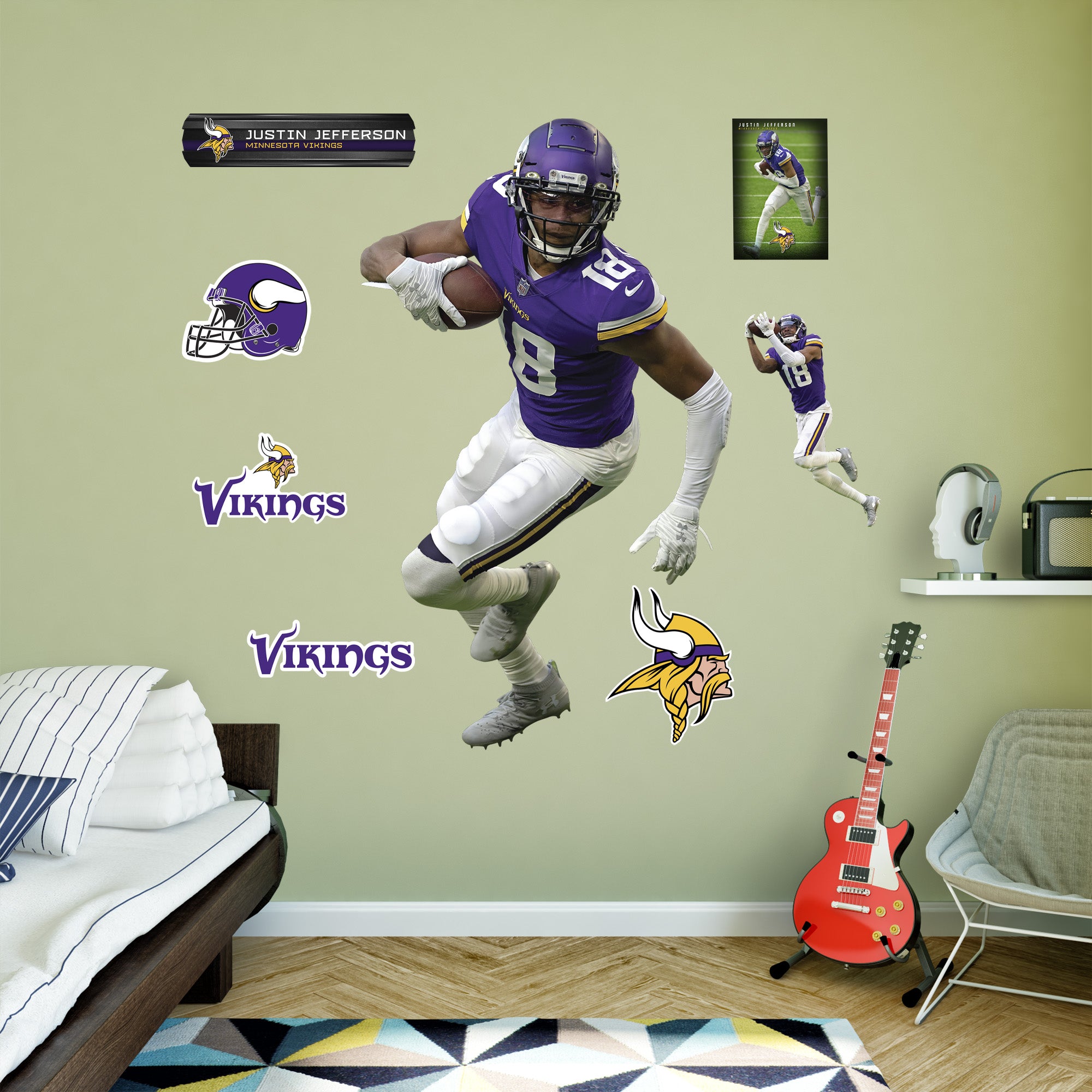 Fathead 1900-01667-001 32-Inches W x 50-Inches H Self-adhesive Multiple colors/finishes Sports Wall Decal