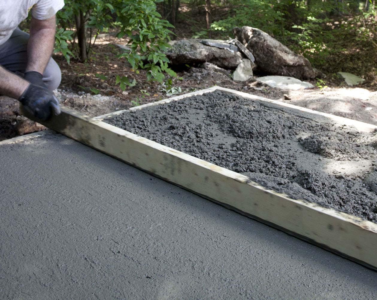 Sakrete 5000 Plus 80-lb Concrete Mix in the Concrete, Cement & Stucco Mixes  department at