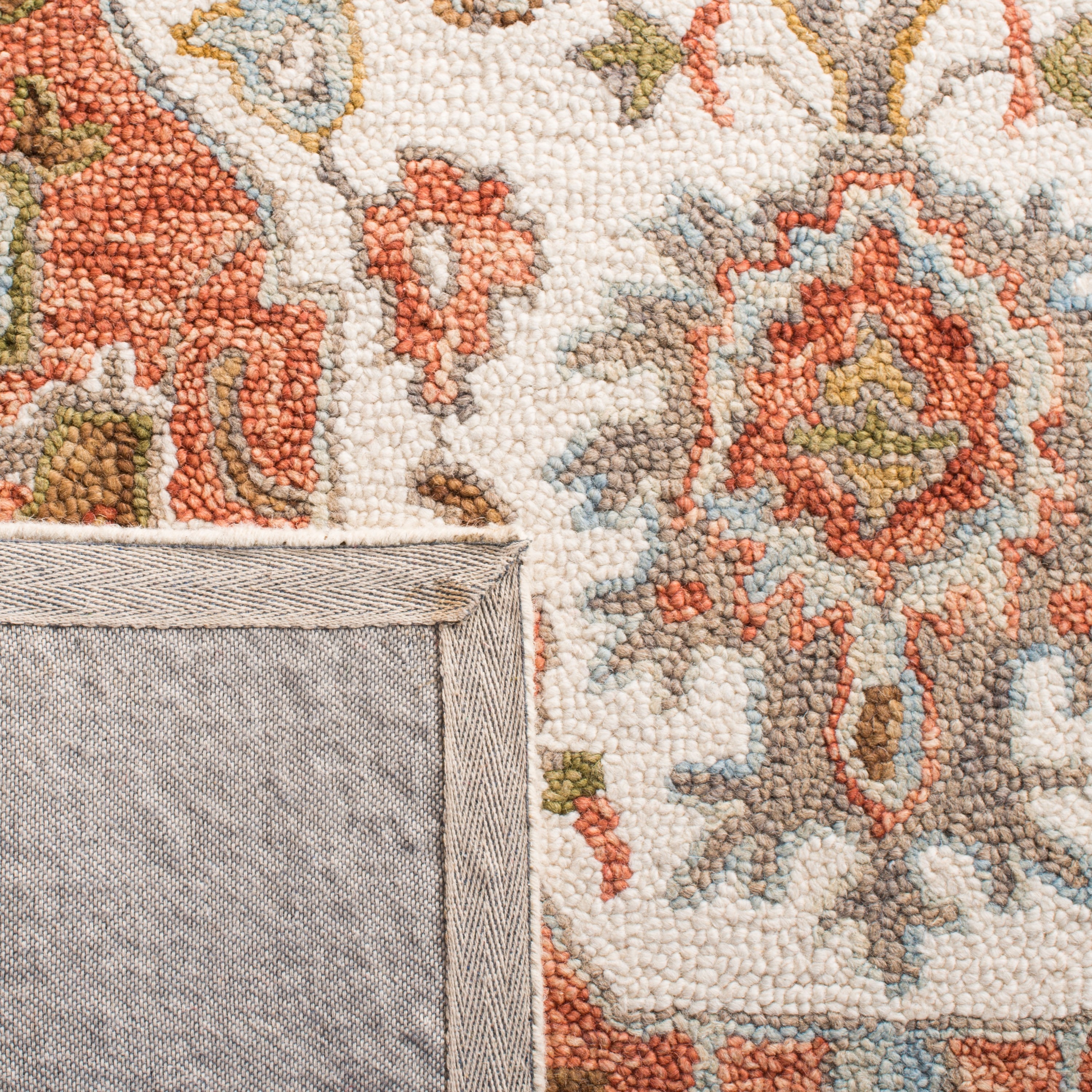 Ivory and Red Hand-Tufted Wool 4' x 6' Area Rug