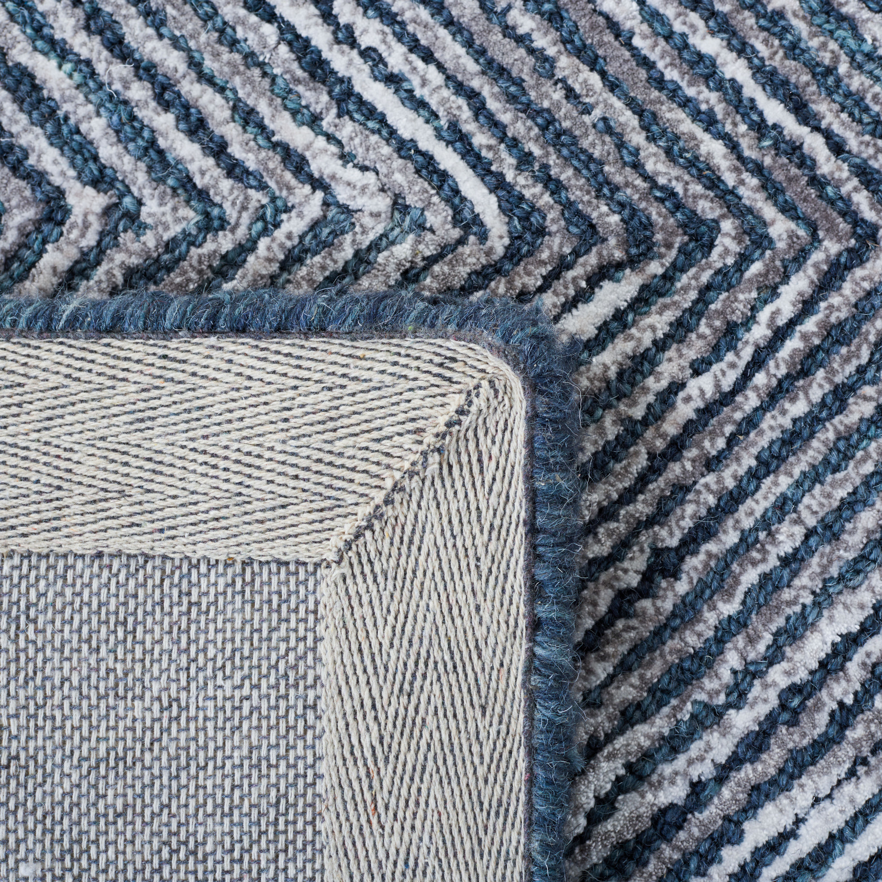 Safavieh SOH176F-6 rugs - View #4