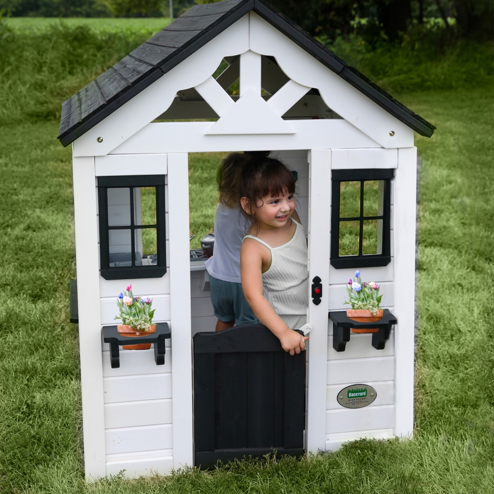 Backyard Discovery 2303010COM playhouses - View #4