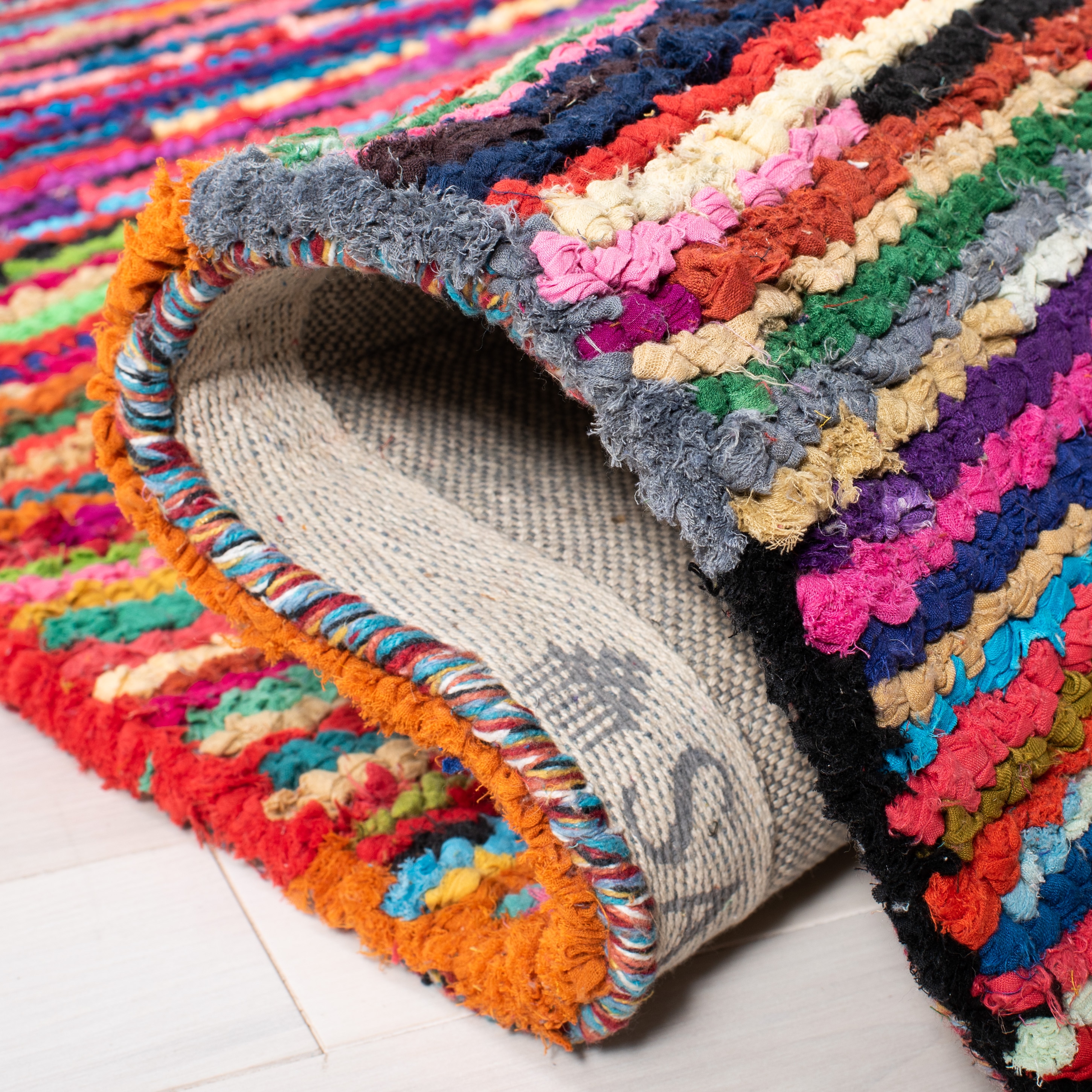 Safavieh NAN142A-6SQ rugs - View #3