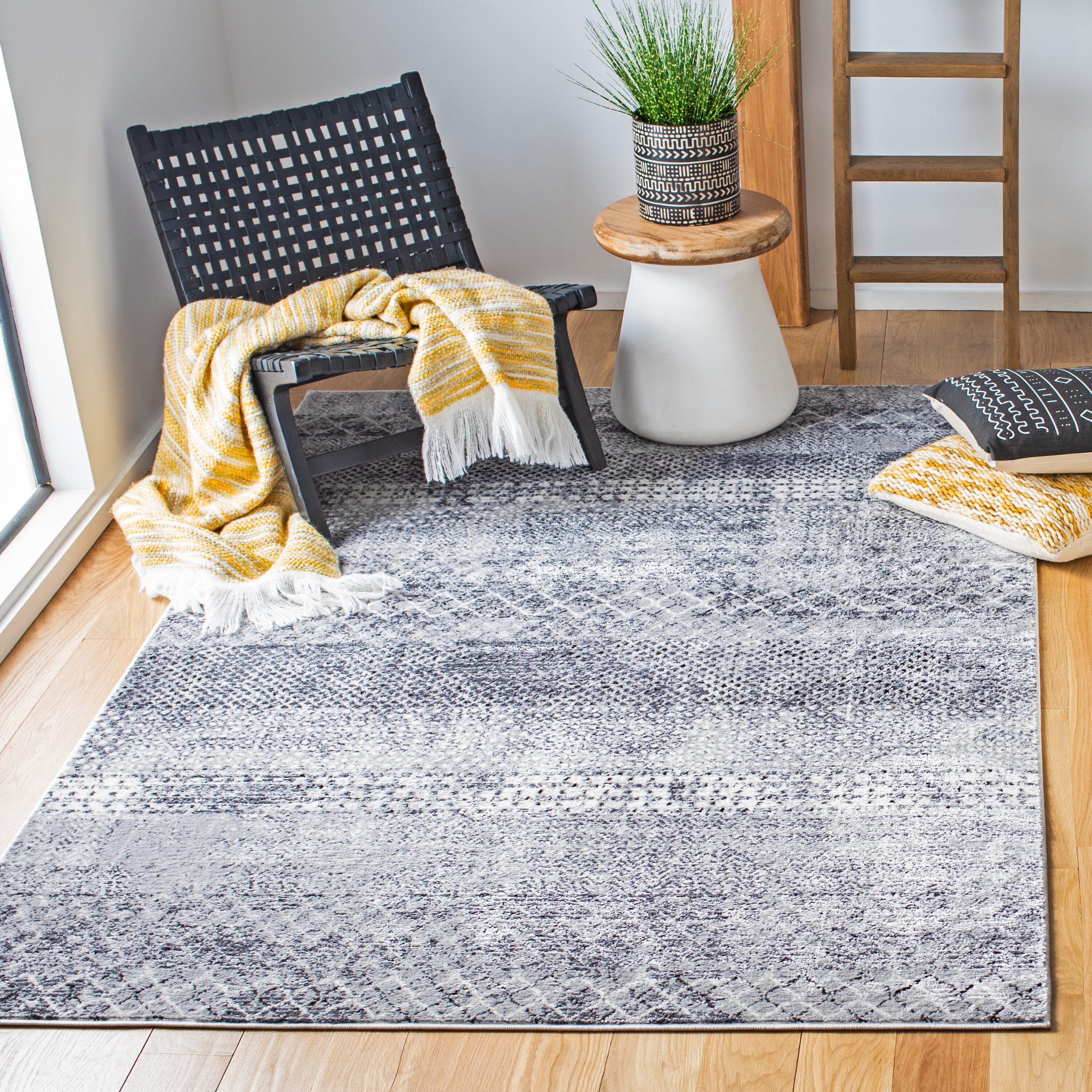 Safavieh ALA761F-5 rugs - View #2