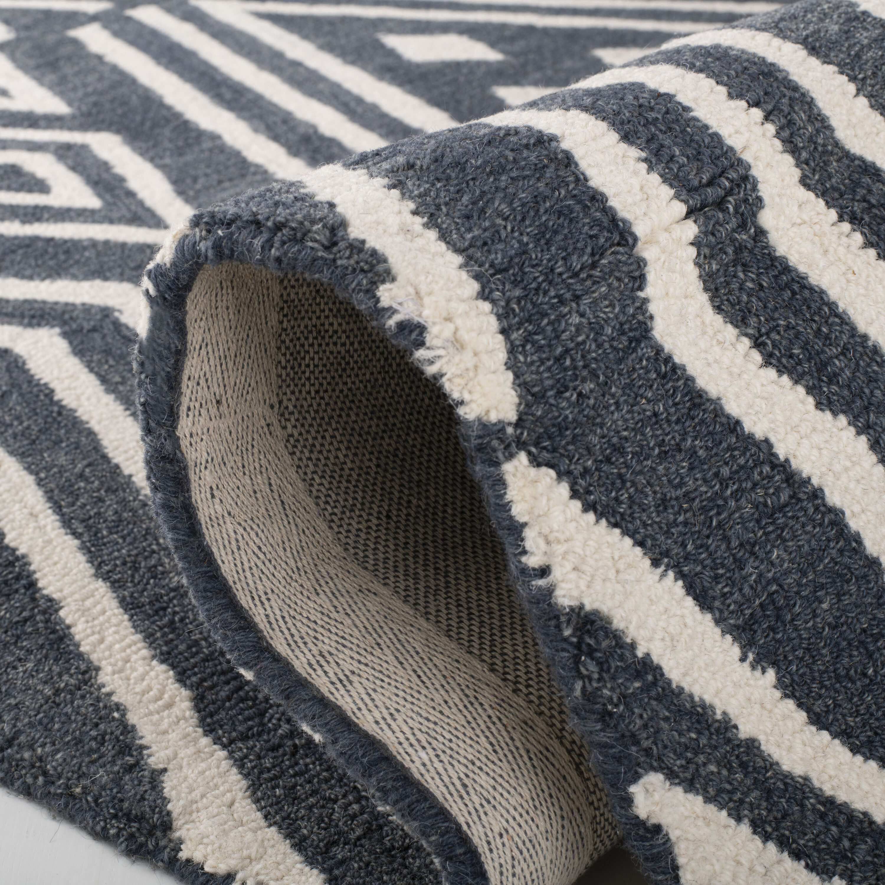 Safavieh LRL6609N-6 rugs - View #4
