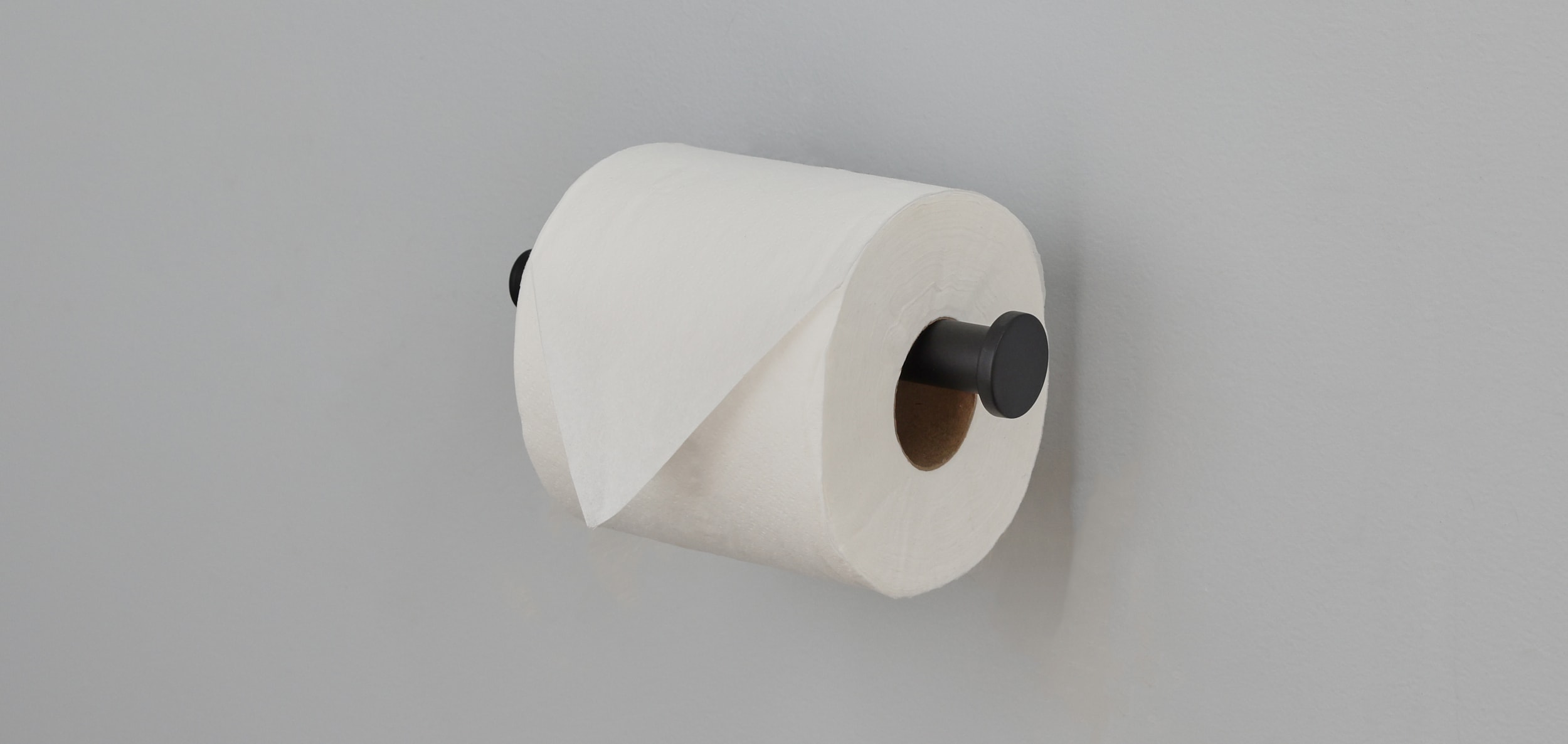 Gatco Latitude2 Freestanding Toilet Paper Holder; Matte Black 1431MX