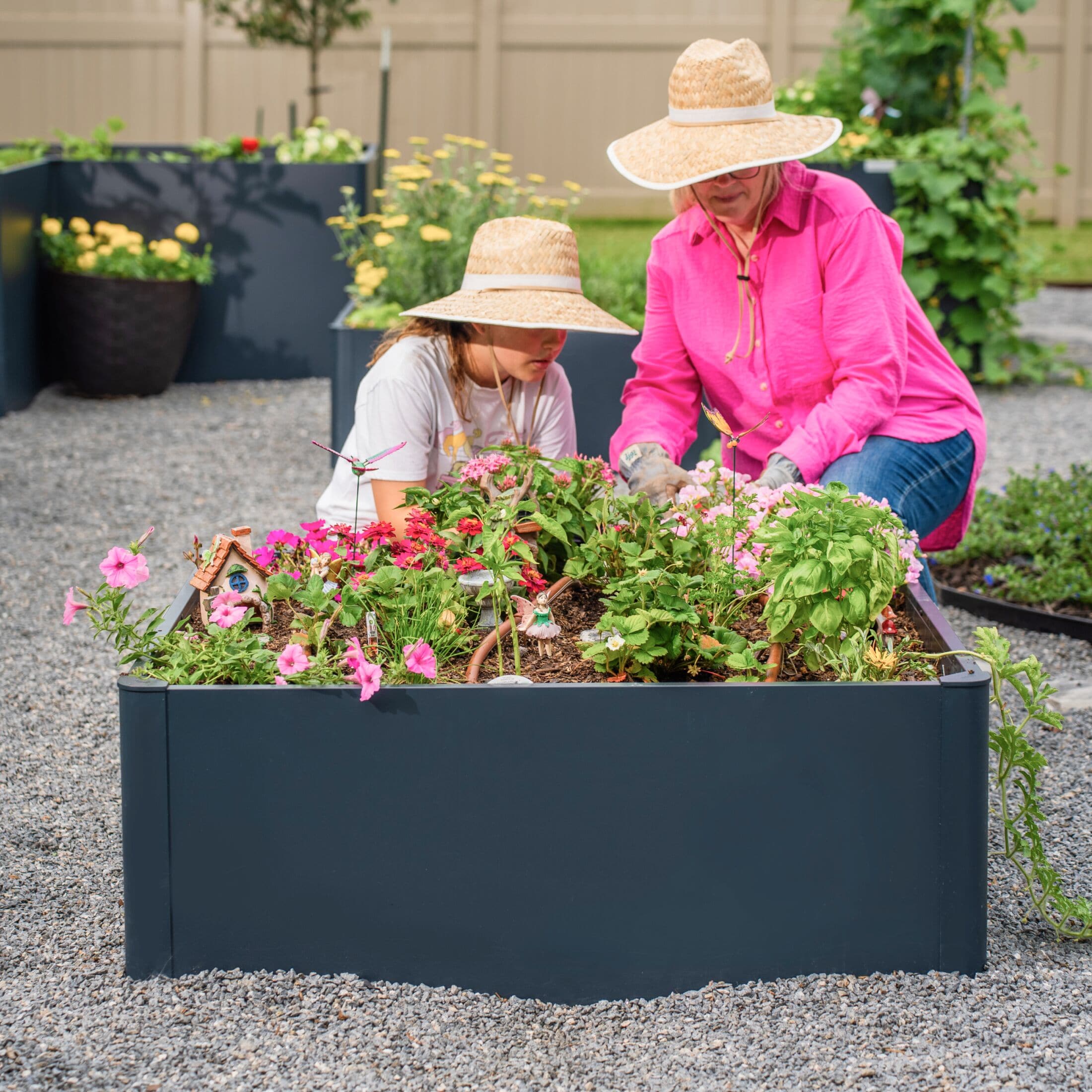 Vego Garden VBM4242BL Raised-Garden-Beds - View #3