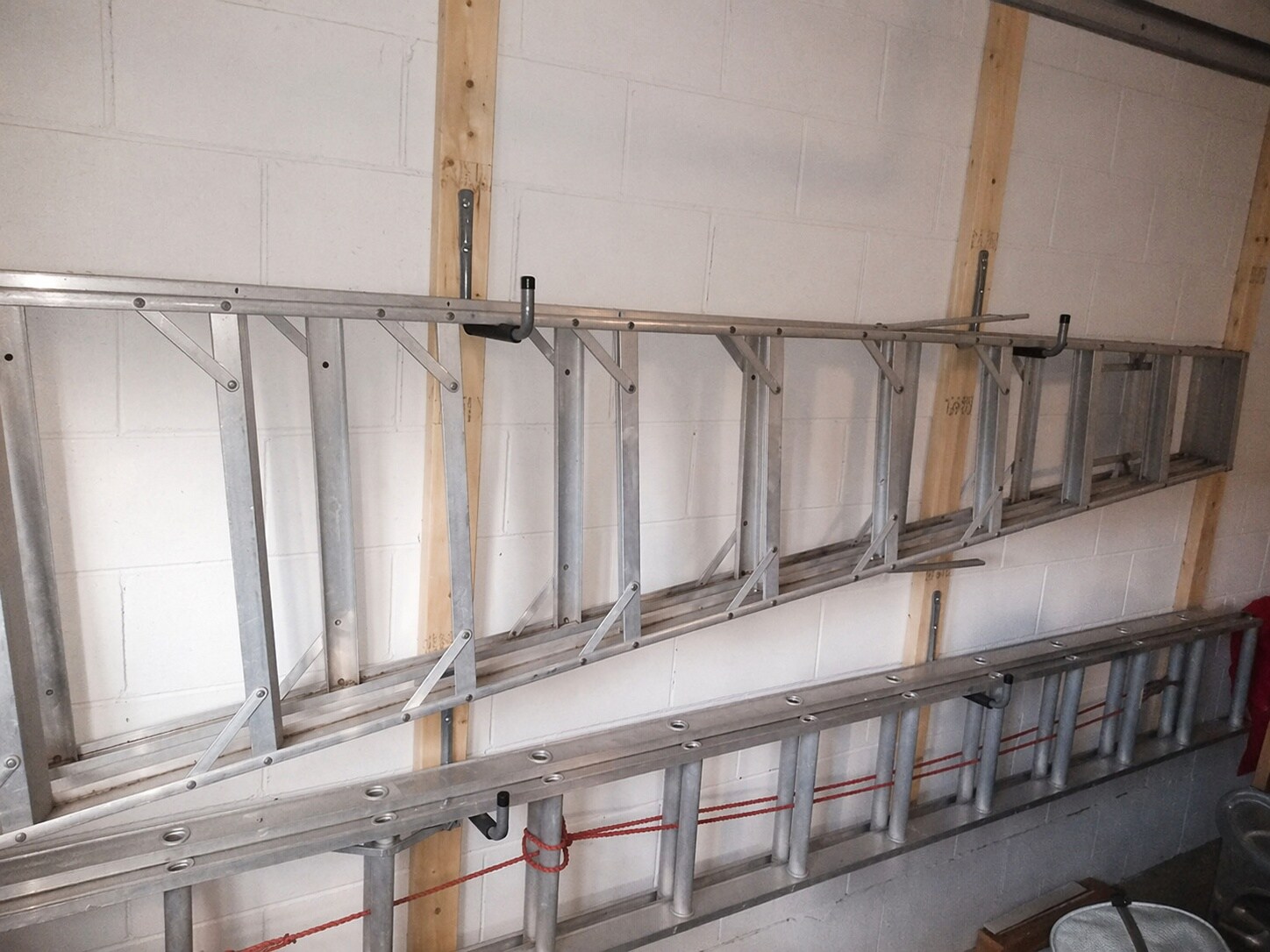 Afoxsos Garage Ladder Hooks Heavy Duty 9 Inch Wall Mounted Storage ...
